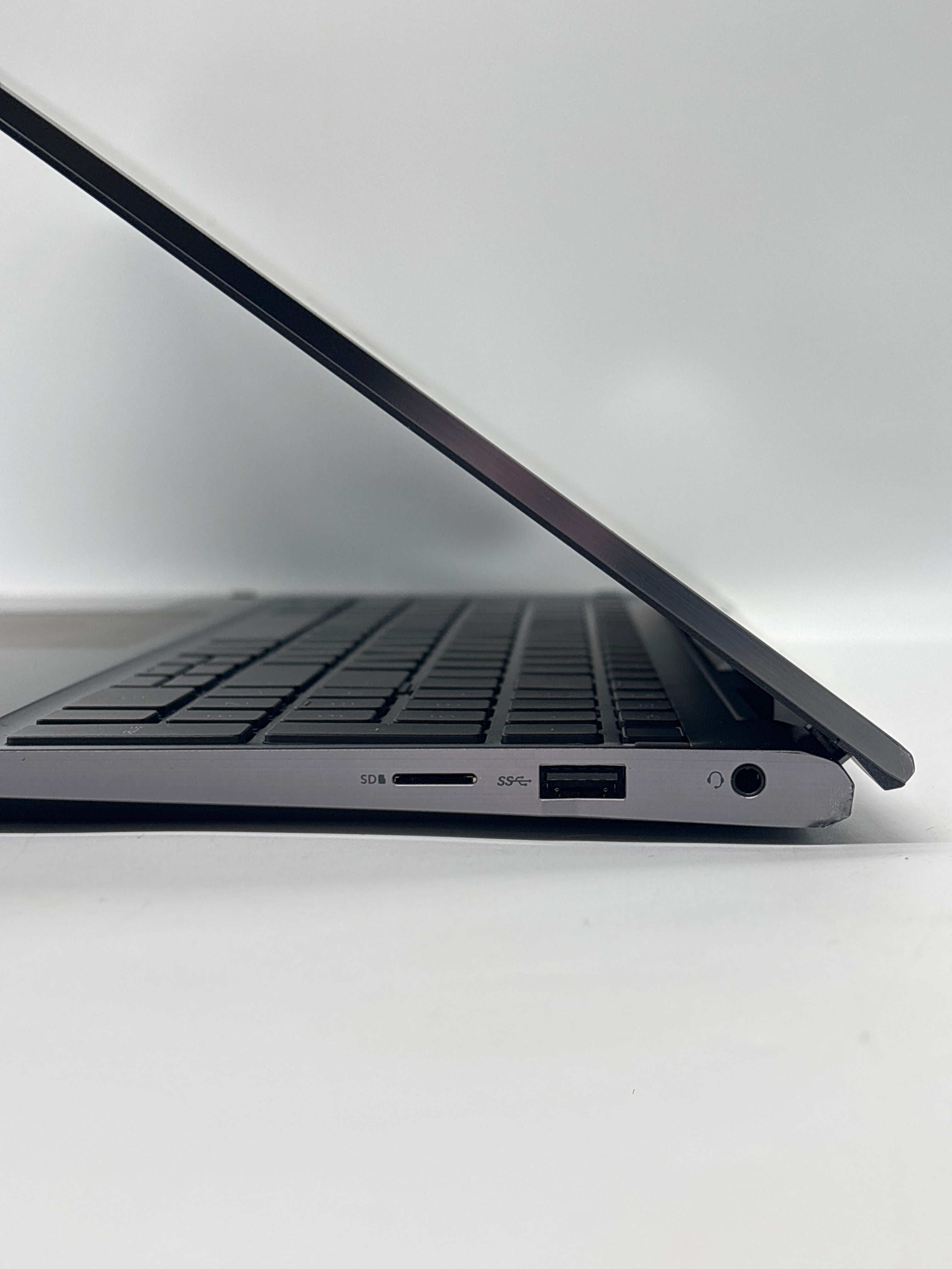 Dell Inspiron 7506 2-in-1 i7-1165G7 16GB RAM 512GB SSD
