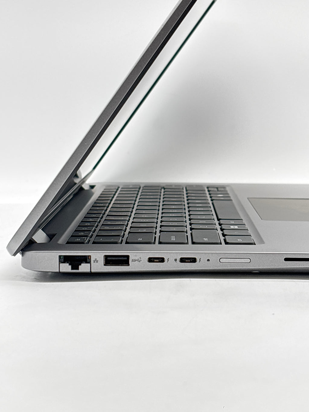 Dell Latitude 5450 14 Inch Ultra 5 135U 16GB RAM 512GB Silver - Used