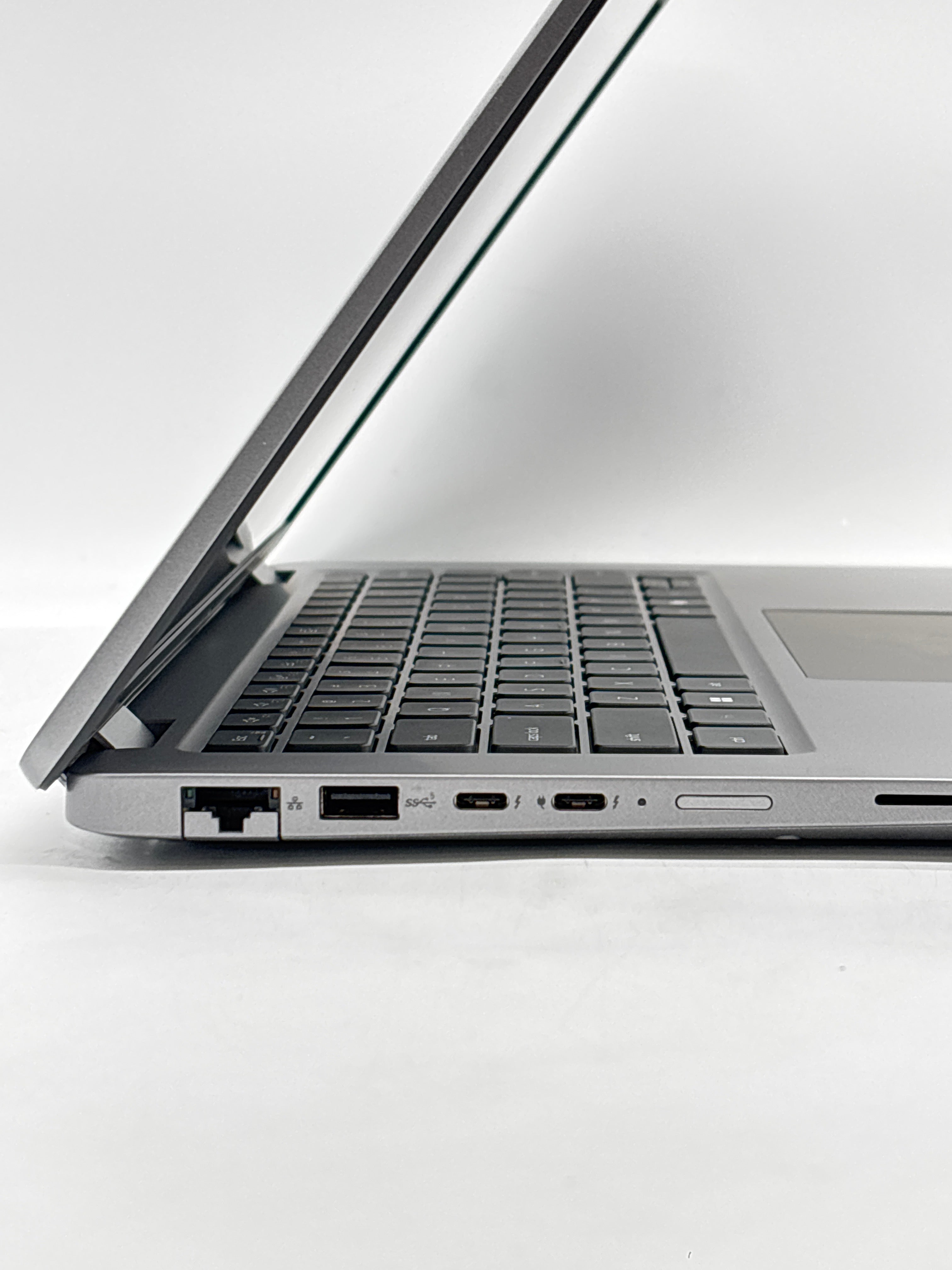 Dell Latitude 5450 14 Inch Ultra 5 135U 16GB RAM 512GB Silver - Used