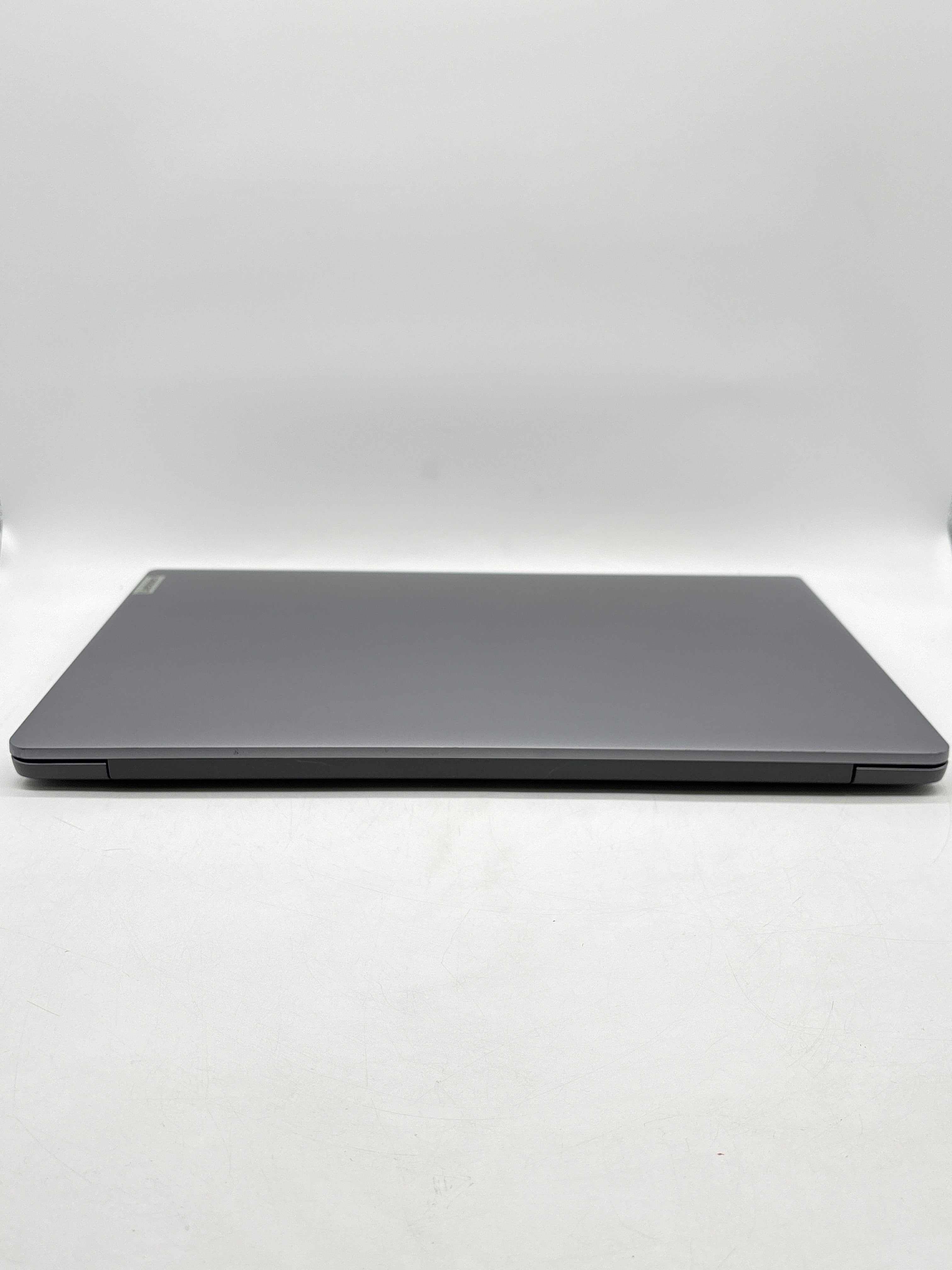 Lenovo IdeaPad 3 17ABA7 AMD Ryzen 5 5625U 16GB RAM 1TB SSD - Used