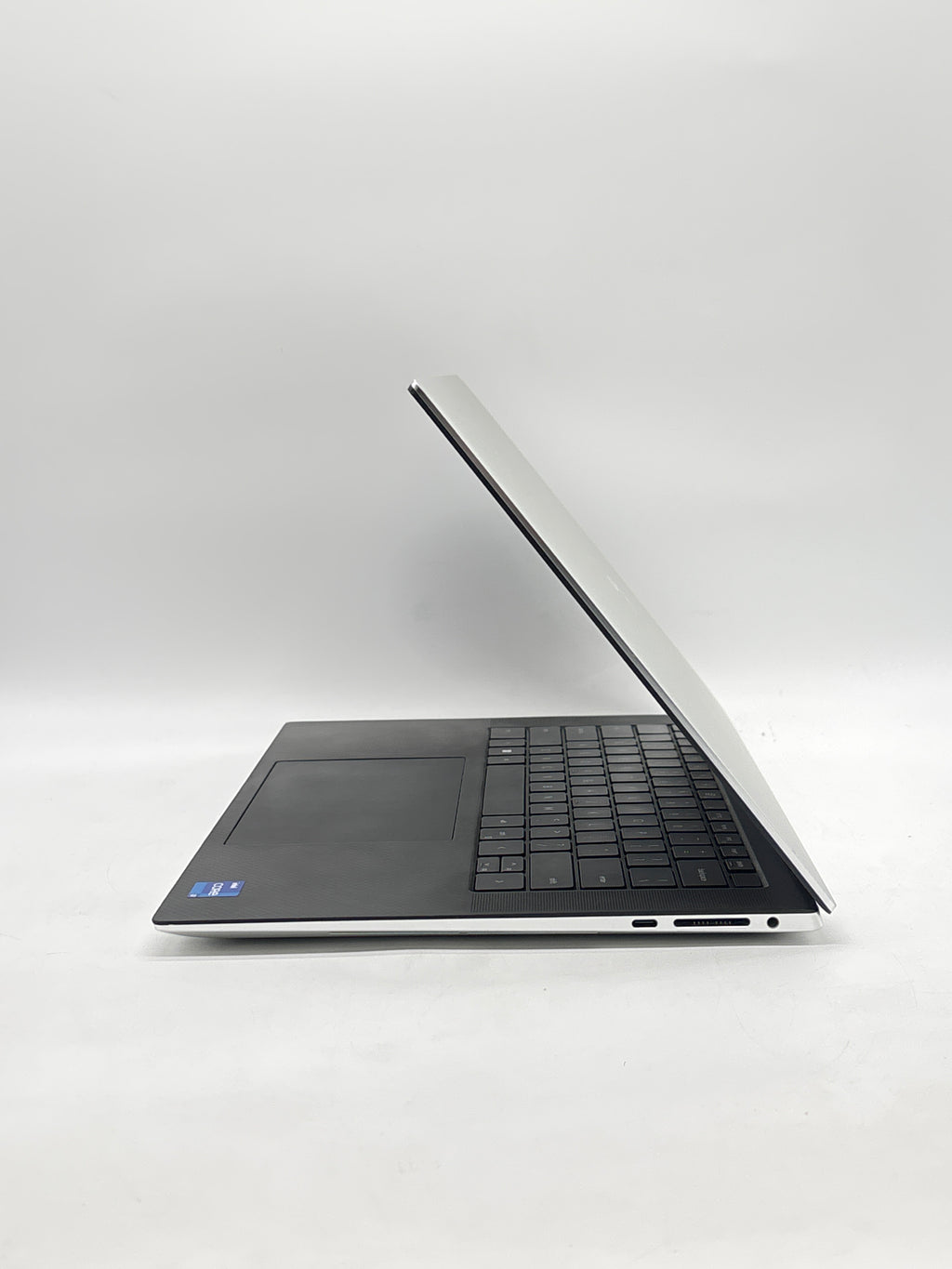 Dell XPS 15 9530 i7-13700H 16GB RAM 512GB SSD GeForce RTX 4060 - Used