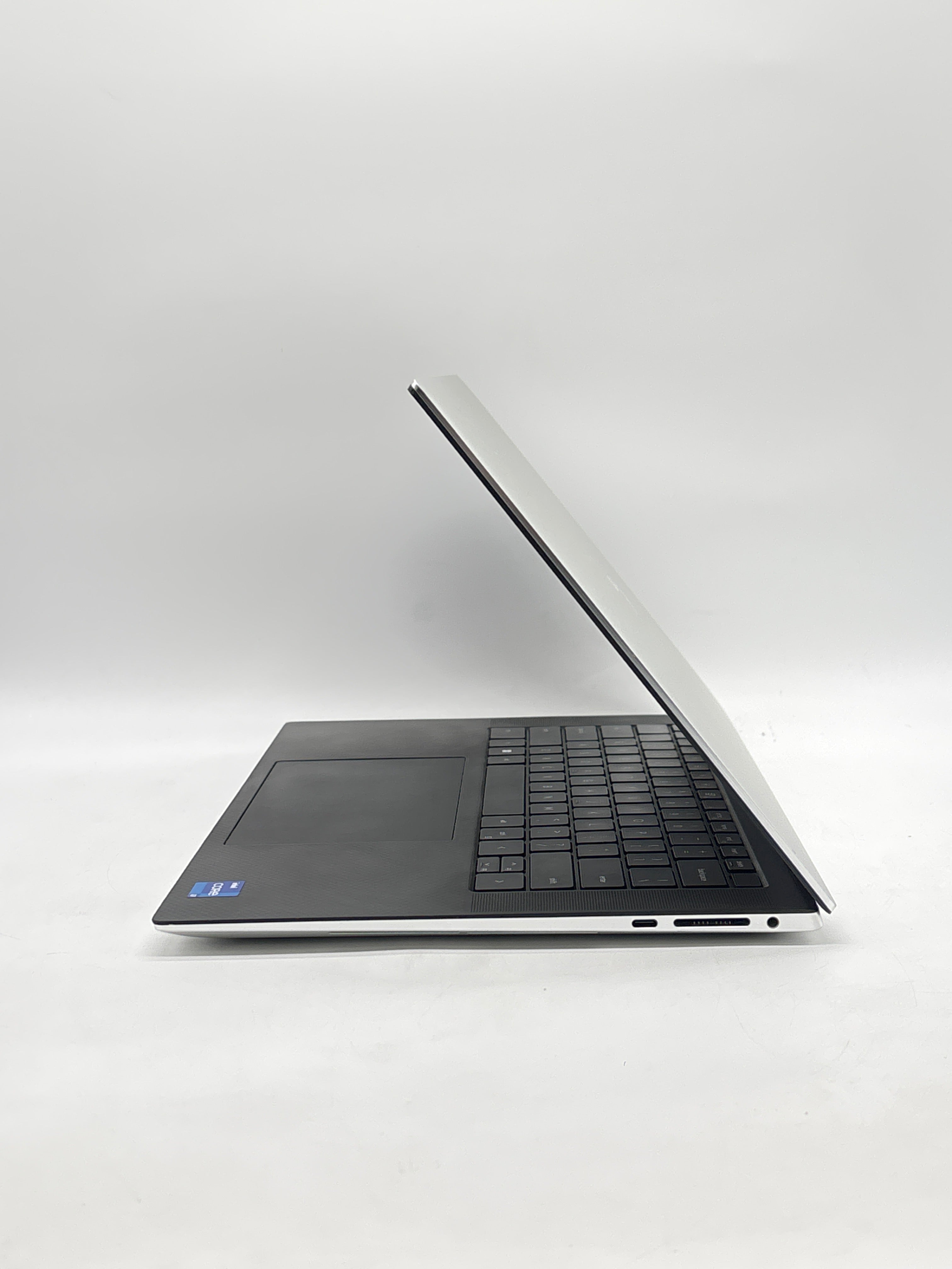 Dell XPS 15 9530 i7-13700H 16GB RAM 512GB SSD GeForce RTX 4060 - Used