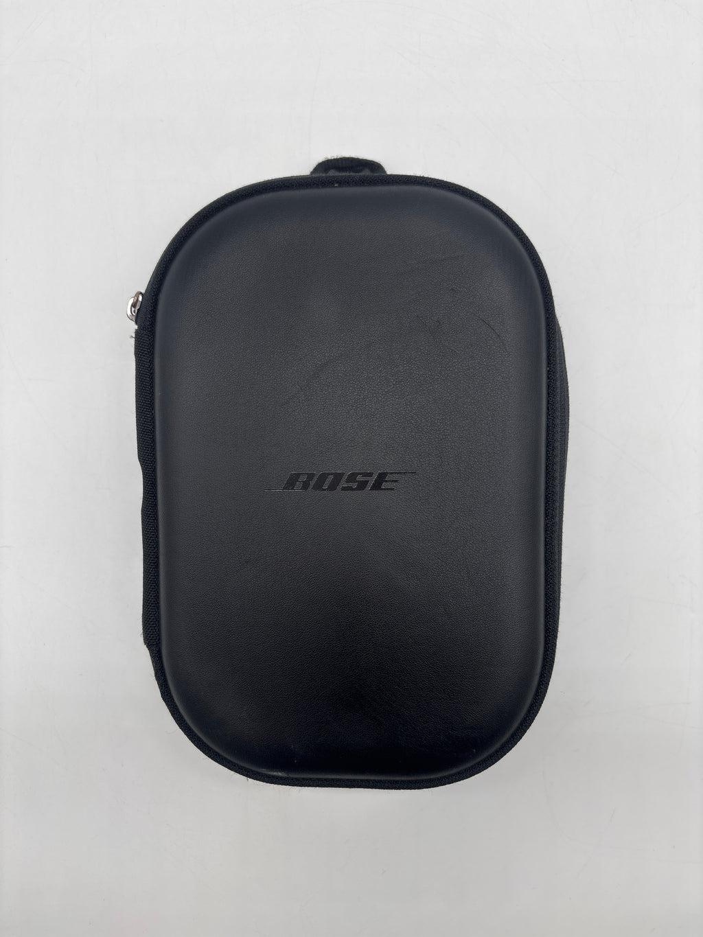 Bose QuietComfort 35 QC35 Wireless Noise Cancelling Headphones – Case & Charger
