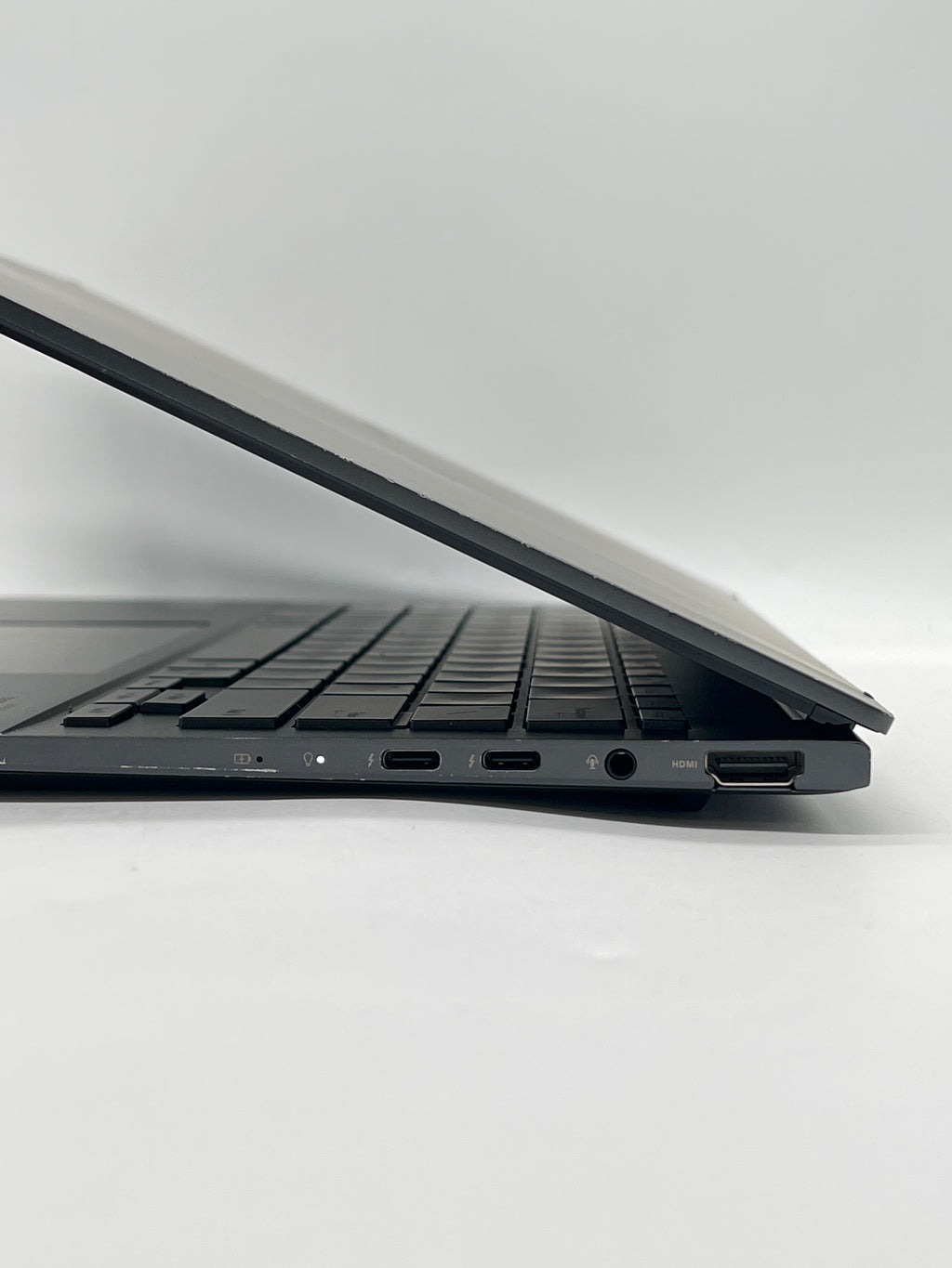 Asus Zenbook 14 Q425M OLED Ultra 7 155H 16GB RAM 1TB SSD - For Parts (Read DESC)