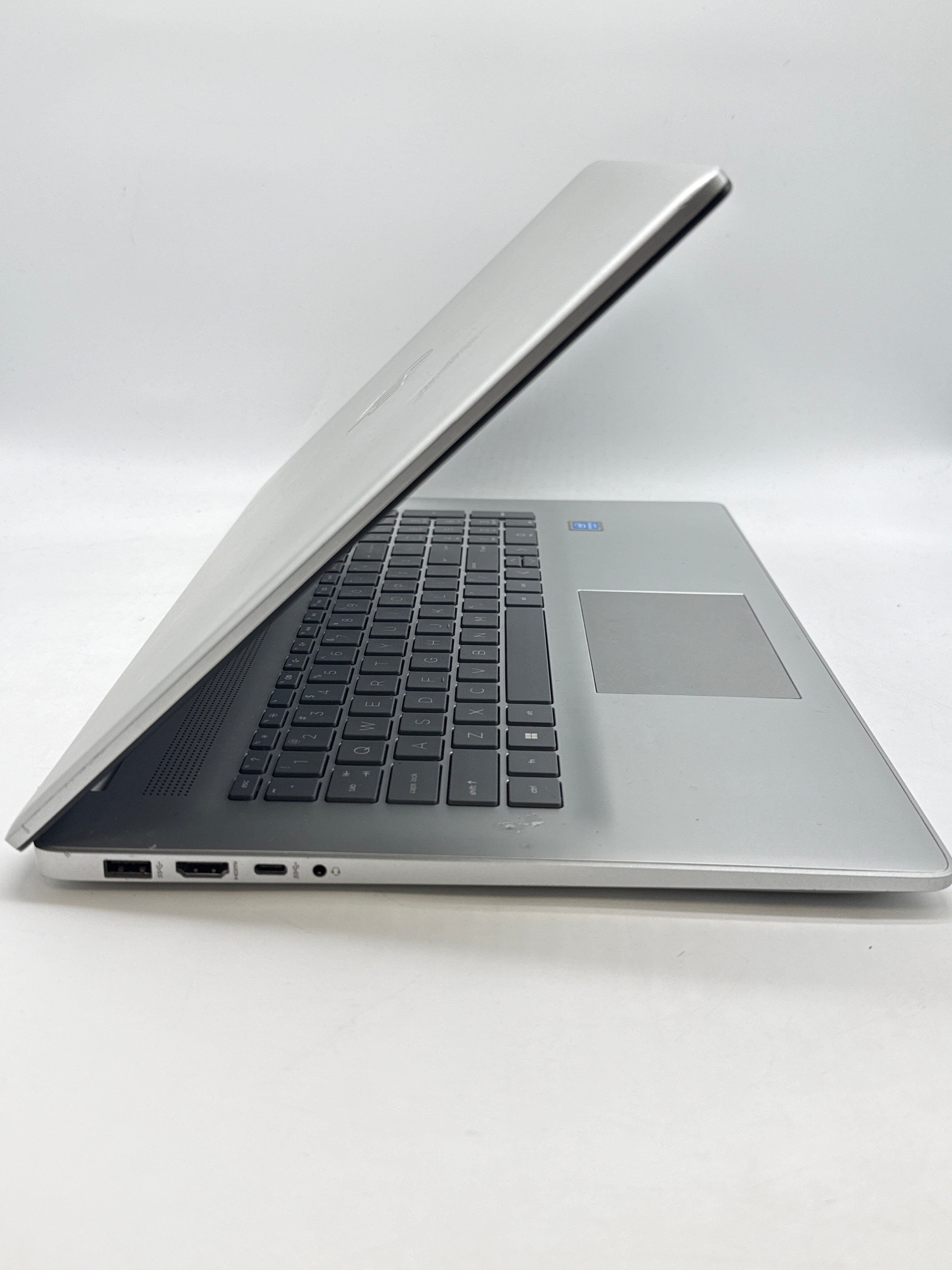 HP Laptop 17-cn0xxx 17.3" Pentium Silver N5030 4GB RAM 128GB SSD - Used