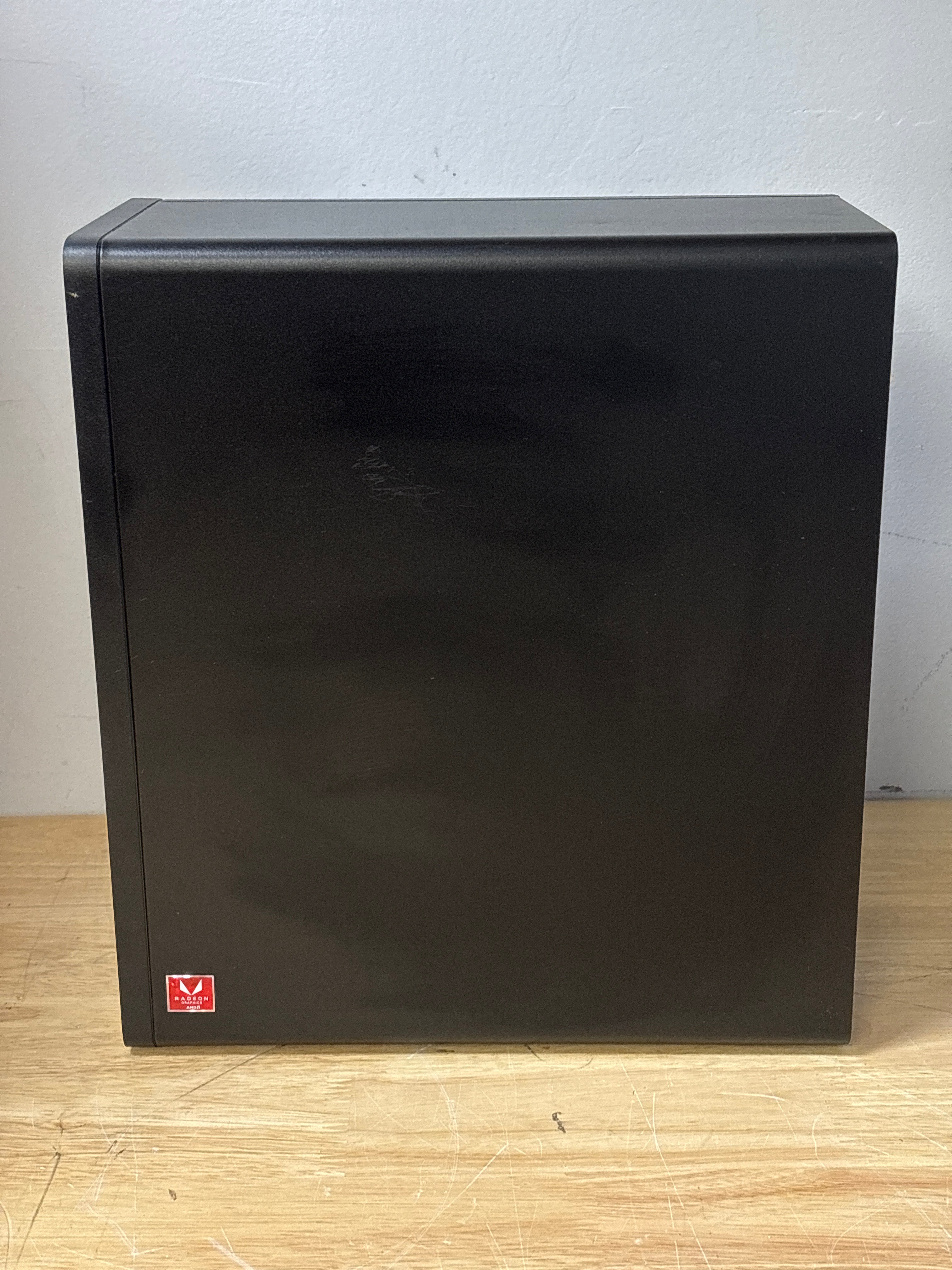 HP M01-F0033w Ryzen 3 3200G 8GB RAM 1TB HDD - For Parts (Bad HDD)