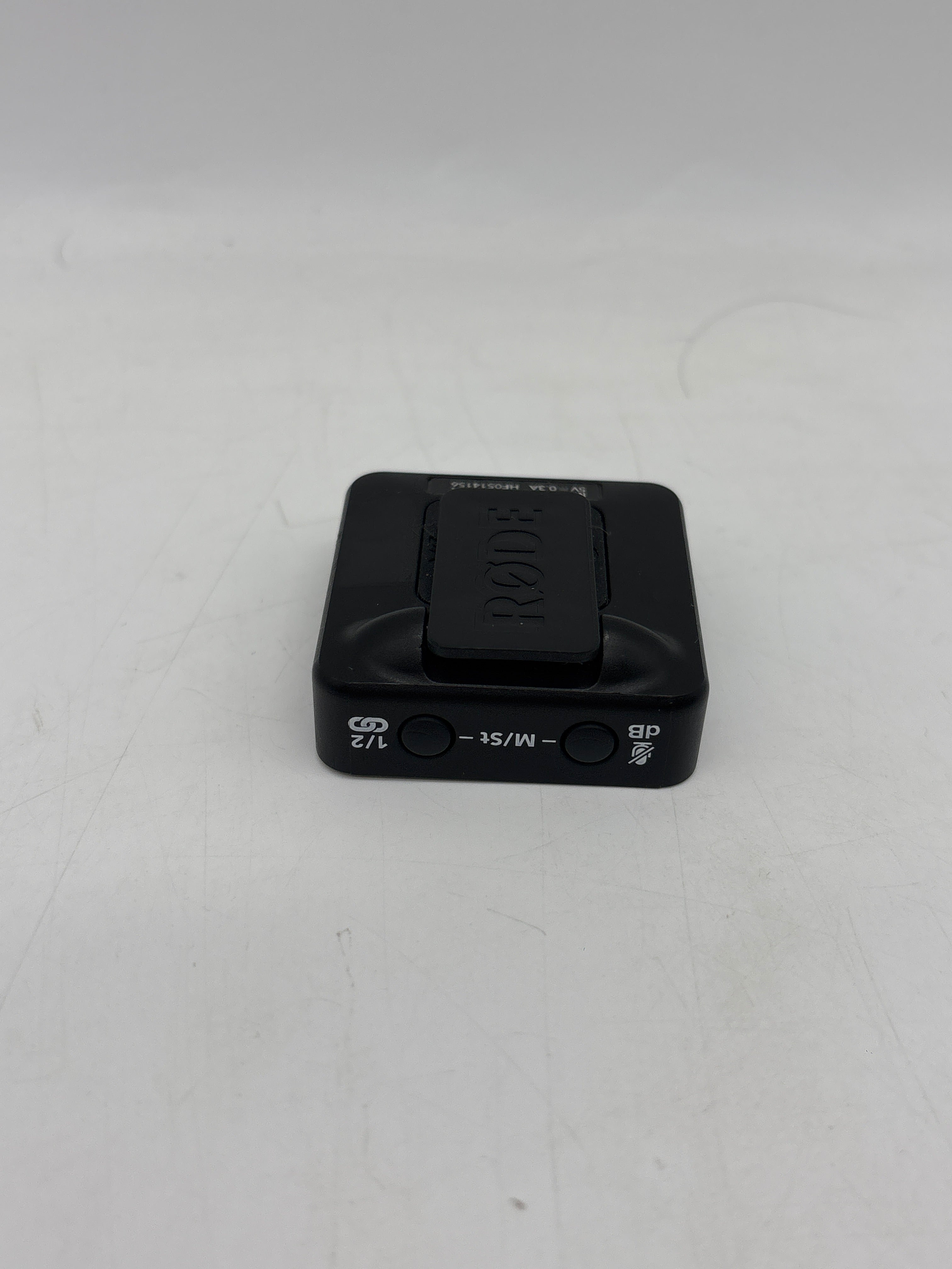 Rode Wireless GO II Wireless Condenser Microphone W/ Cables - Used