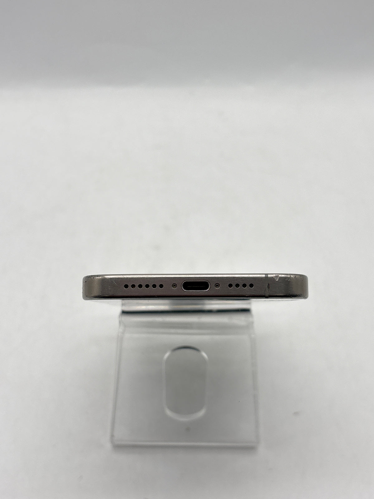 Apple iPhone 15 Pro Max 6.7" 256GB Gray Network Locked AT&T - READ