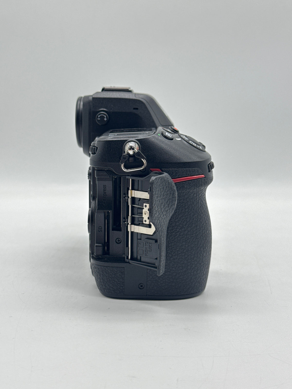 Nikon Z8 45.7MP Mirrorless Body Only Black - Used