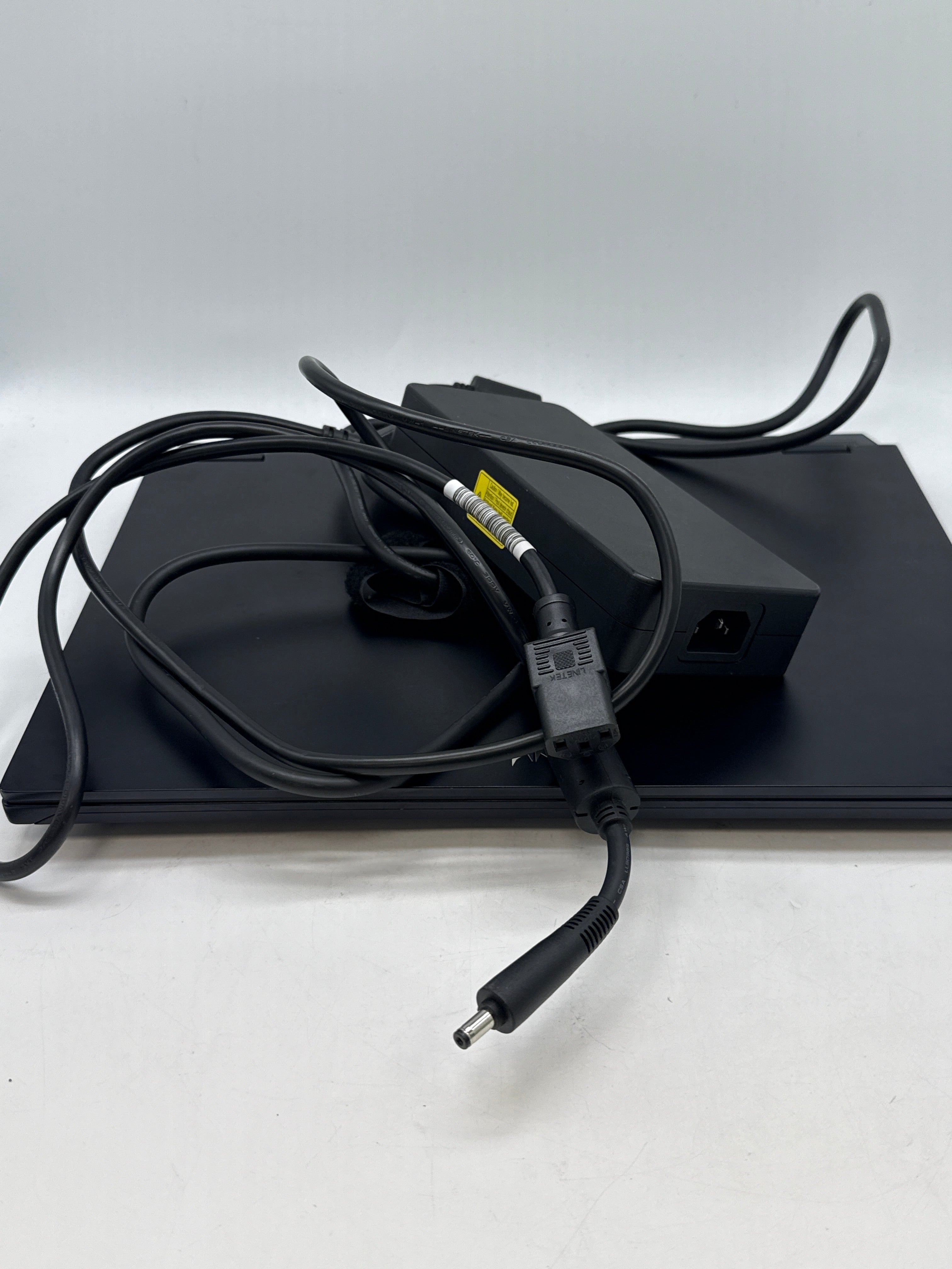 Acer Predator Helios 16 PH16-71 16" i7-13700HX 16GB RAM 1TB SSD GeForce RTX 4060 - Used