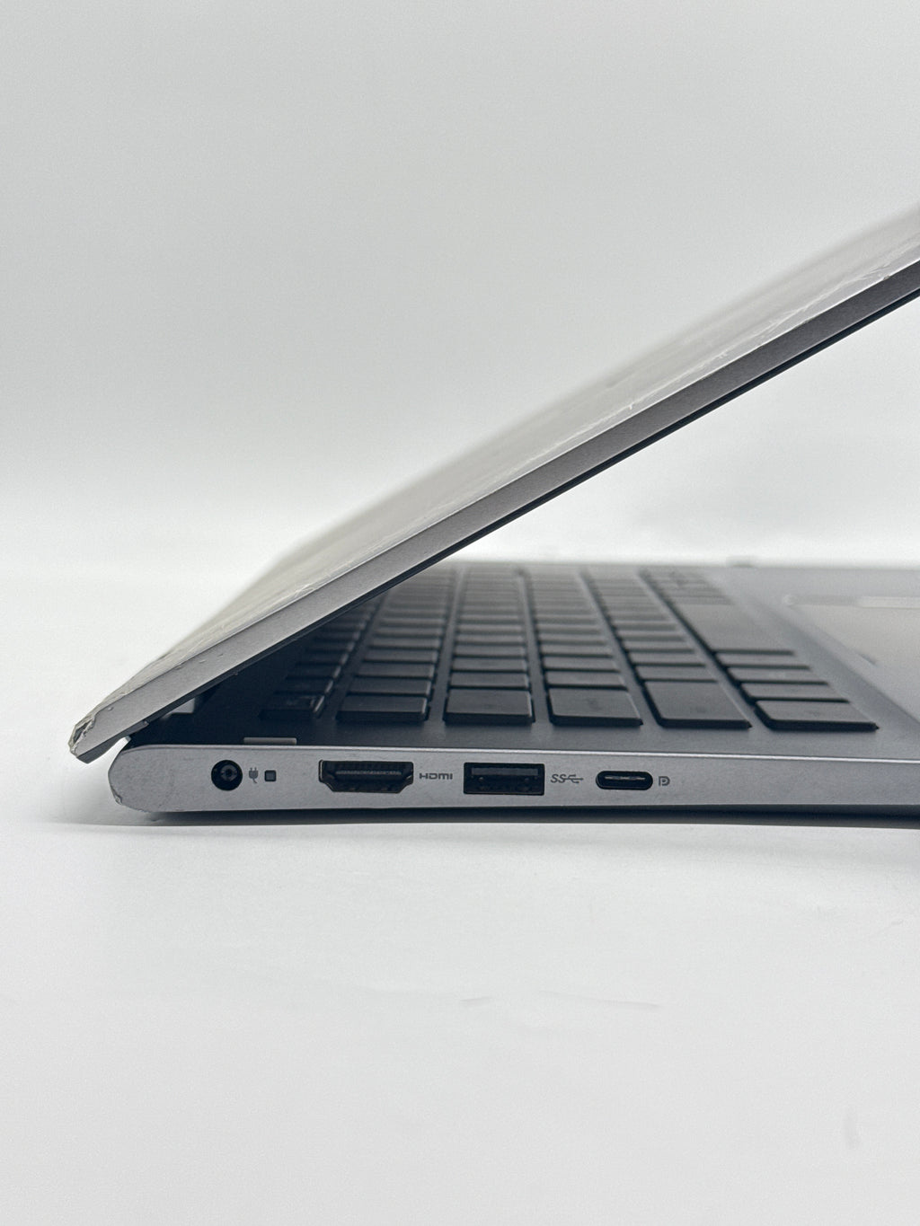 Dell Inspiron 5406 14" Core i7-1165G7 8GB RAM 512GB SSD - For Parts