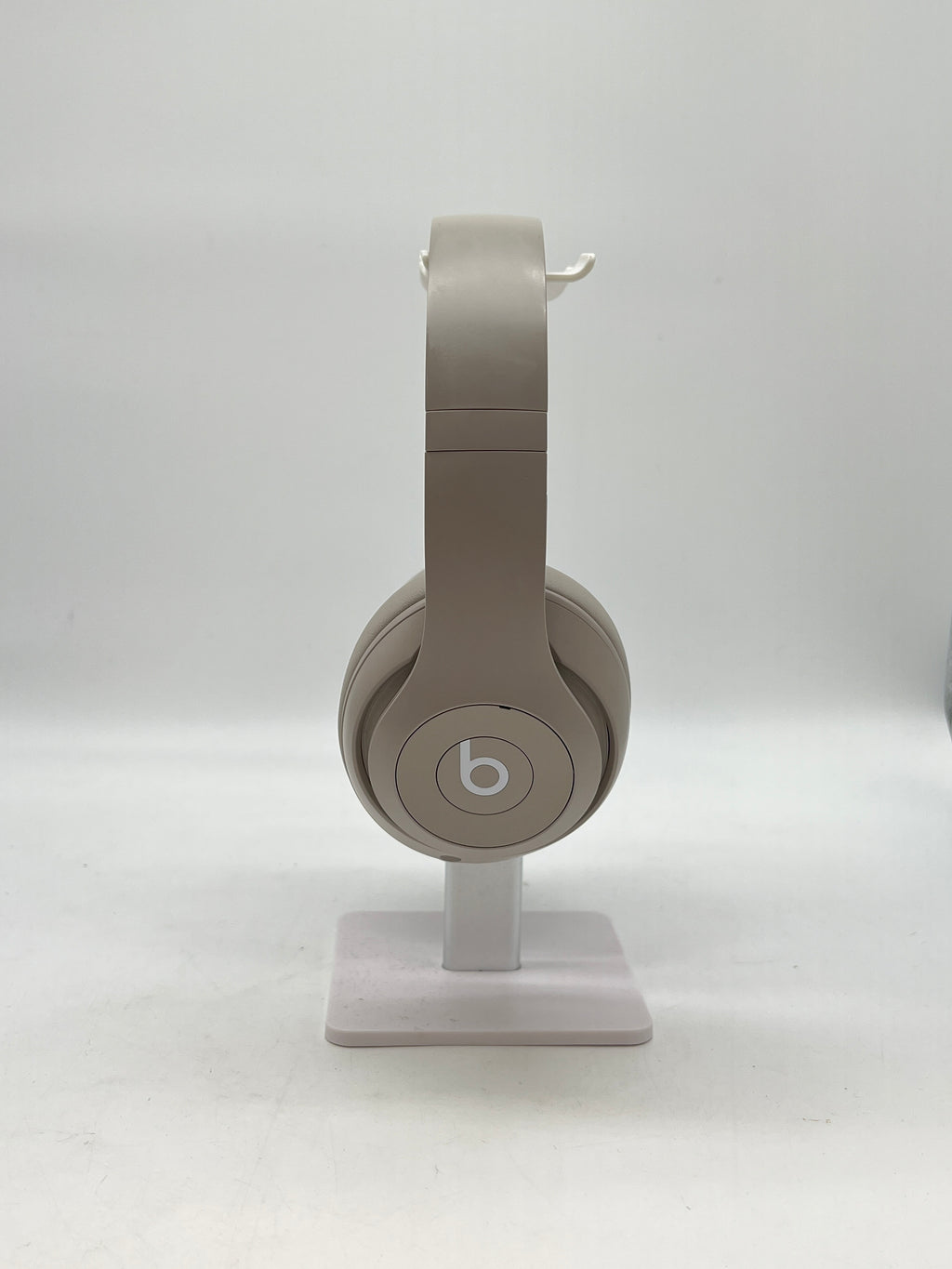 Beats Studio Pro Wireless On-Ear Bluetooth Headphones - Used