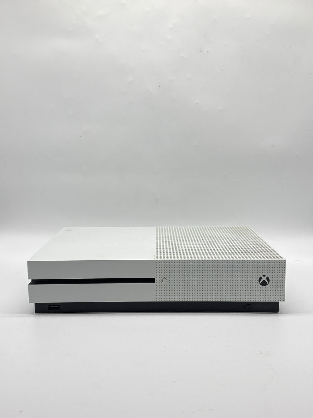 Microsoft Xbox One S 1681 1TB Console Robot White 4K HDR - Used