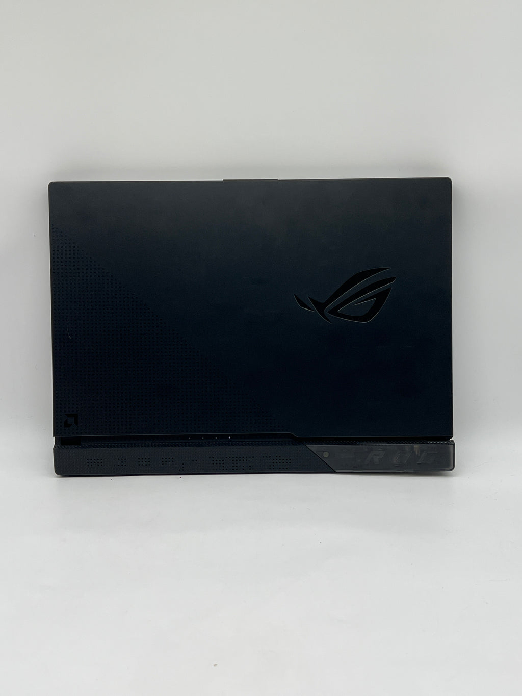 Asus ROG Strix G513QY Ryzen 9 5980HX 16GB RAM 512GB SSD Radeon RX 6800M - Used