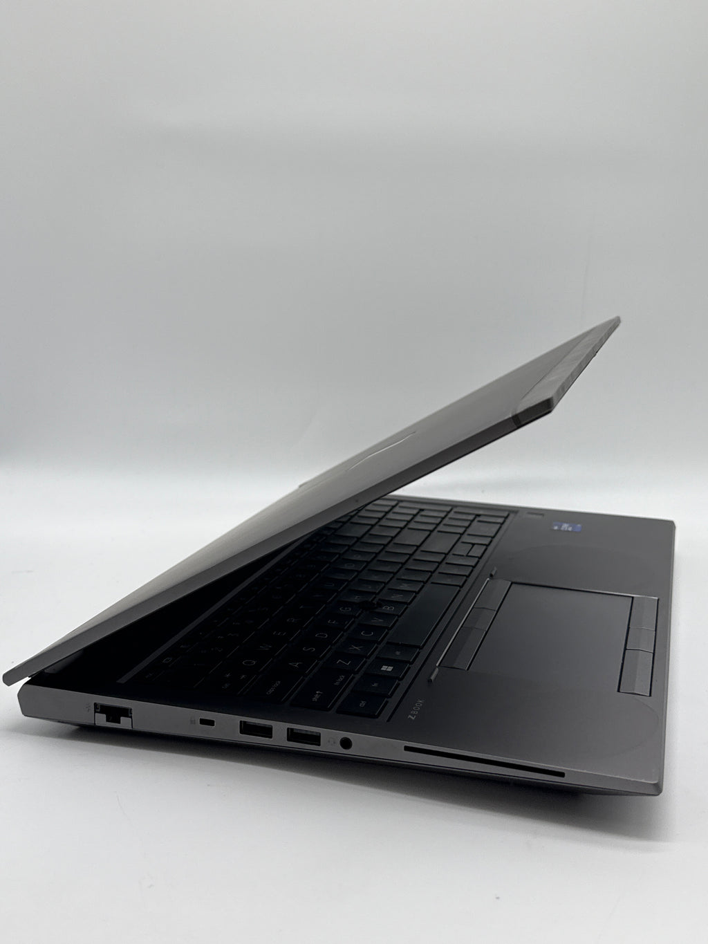 HP ZBook Fury G8 15.6" i9-11950H 64GB RAM 1TB SSD RTX A2000 - BIOS Locked