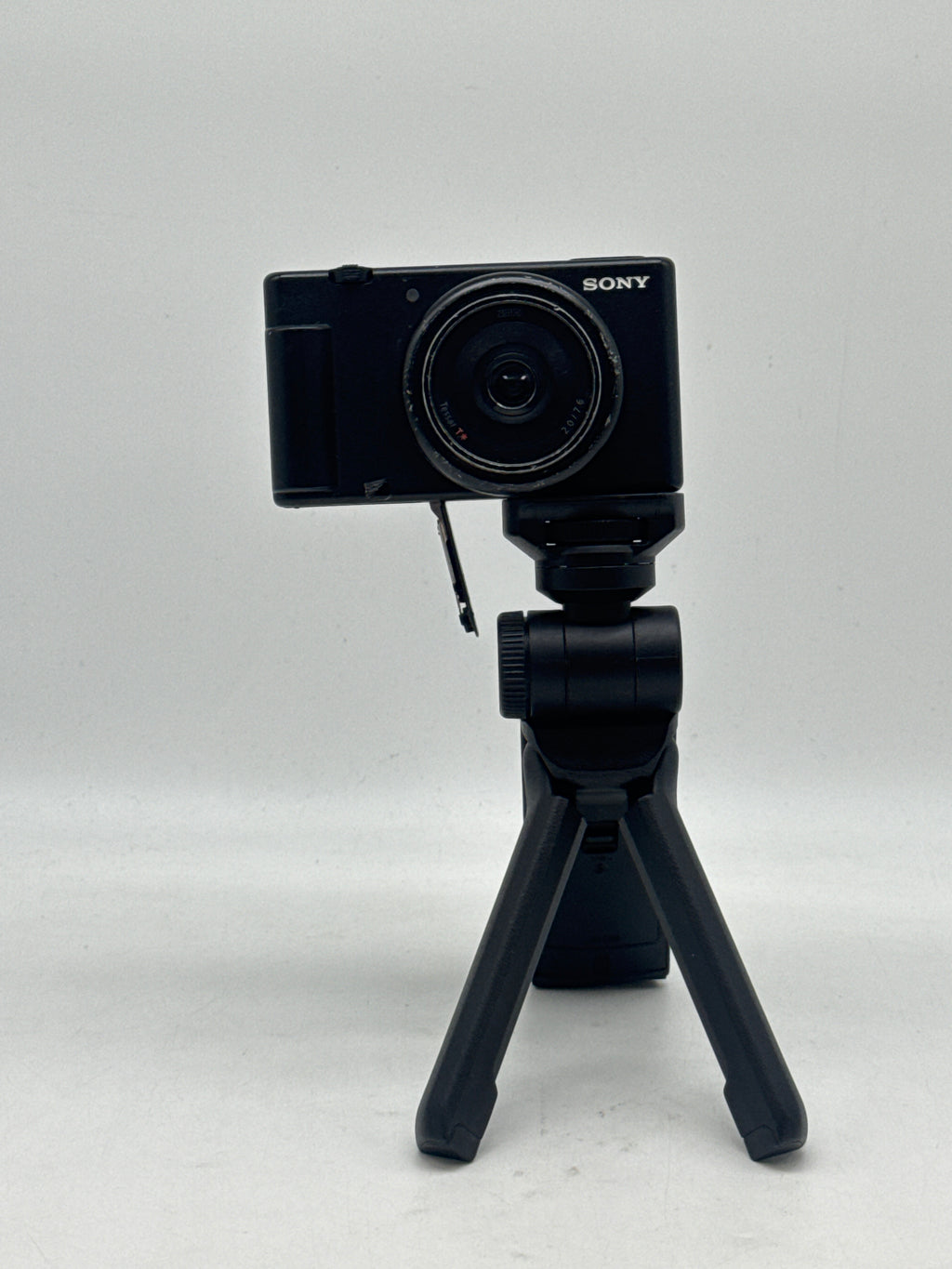 Sony ZV-1F 20.1MP 4K Camera Black W/GP-VPT2BT Tripod