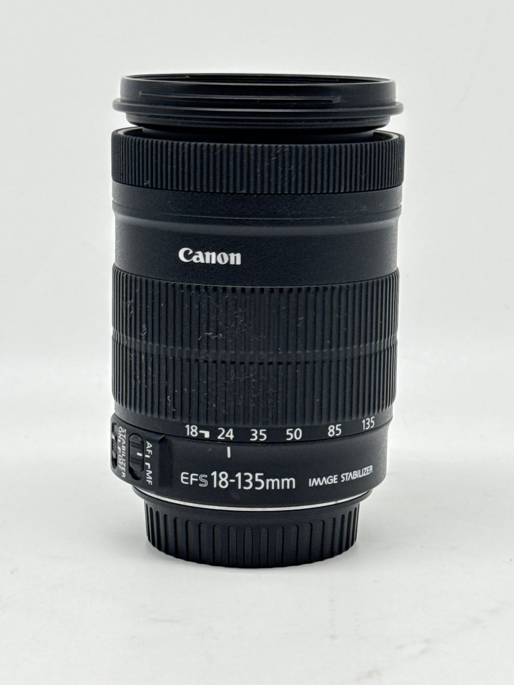 Canon EF-S 18-135mm F3.5-5.6 IS Standard Zoom Lens 67mm Black