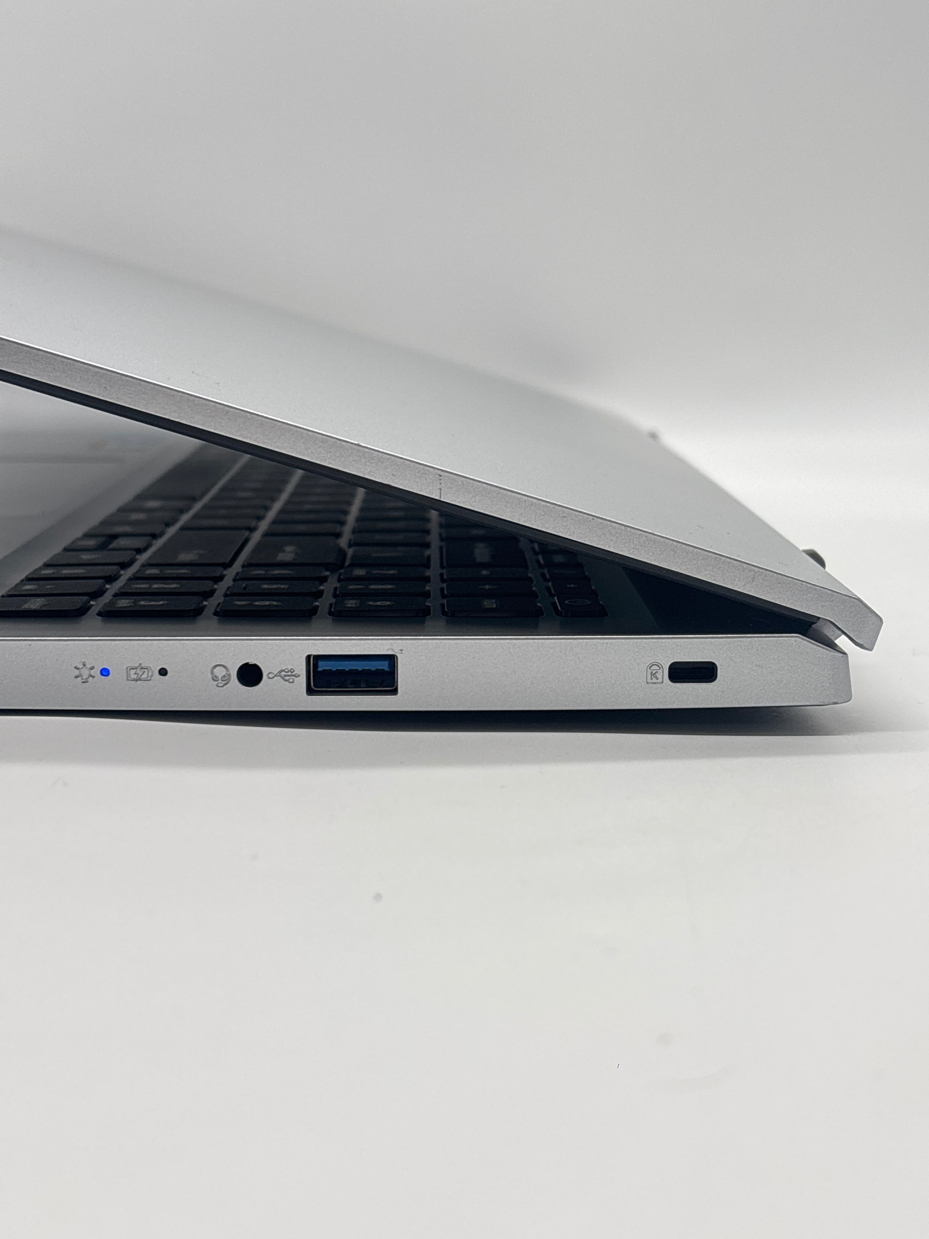 Acer Aspire 3 N22C6 i5-1235U 8GB RAM 256GB SSD - Used