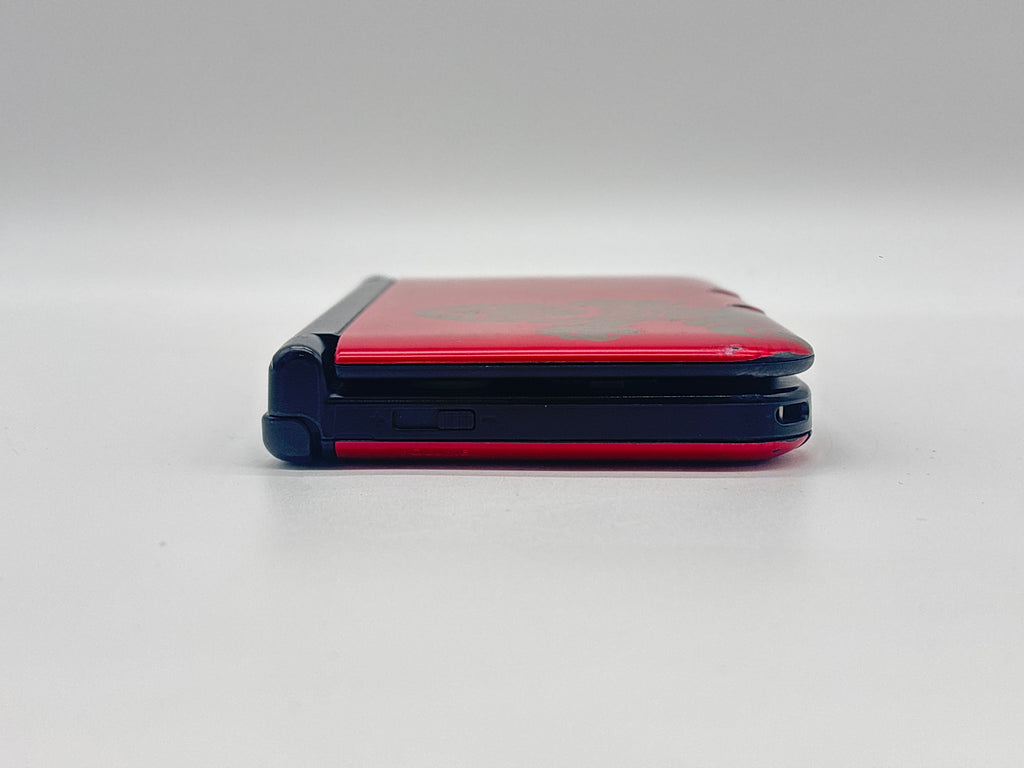 Nintendo 3DS XL Limited Edition Super Mario Bros 2 w/ Charger