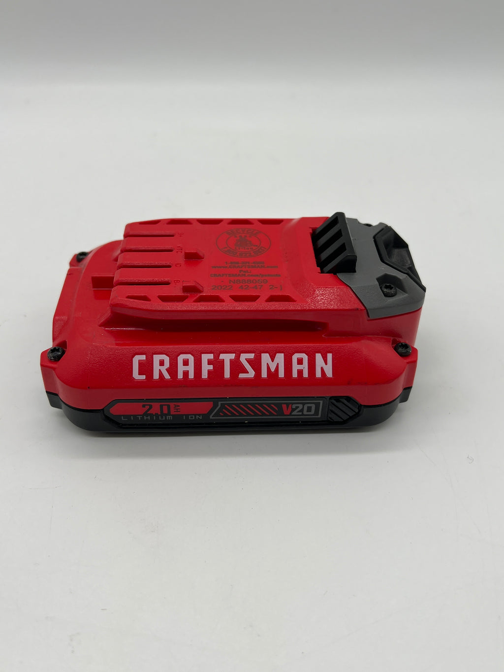 CRAFTSMAN CMCB202 V20 LITHIUM ION 2.0AH 40WH 20V with Charger