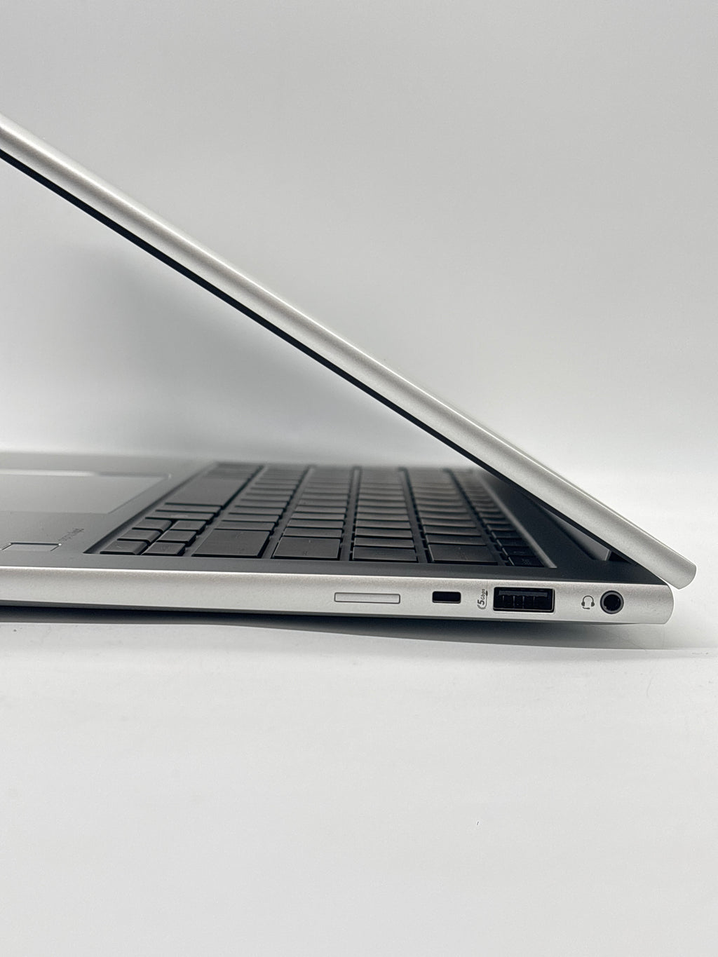 HP EliteBook 840 G11 Ultra 5 135U 32GB RAM 512GB SSD - For Parts (Read DESC)