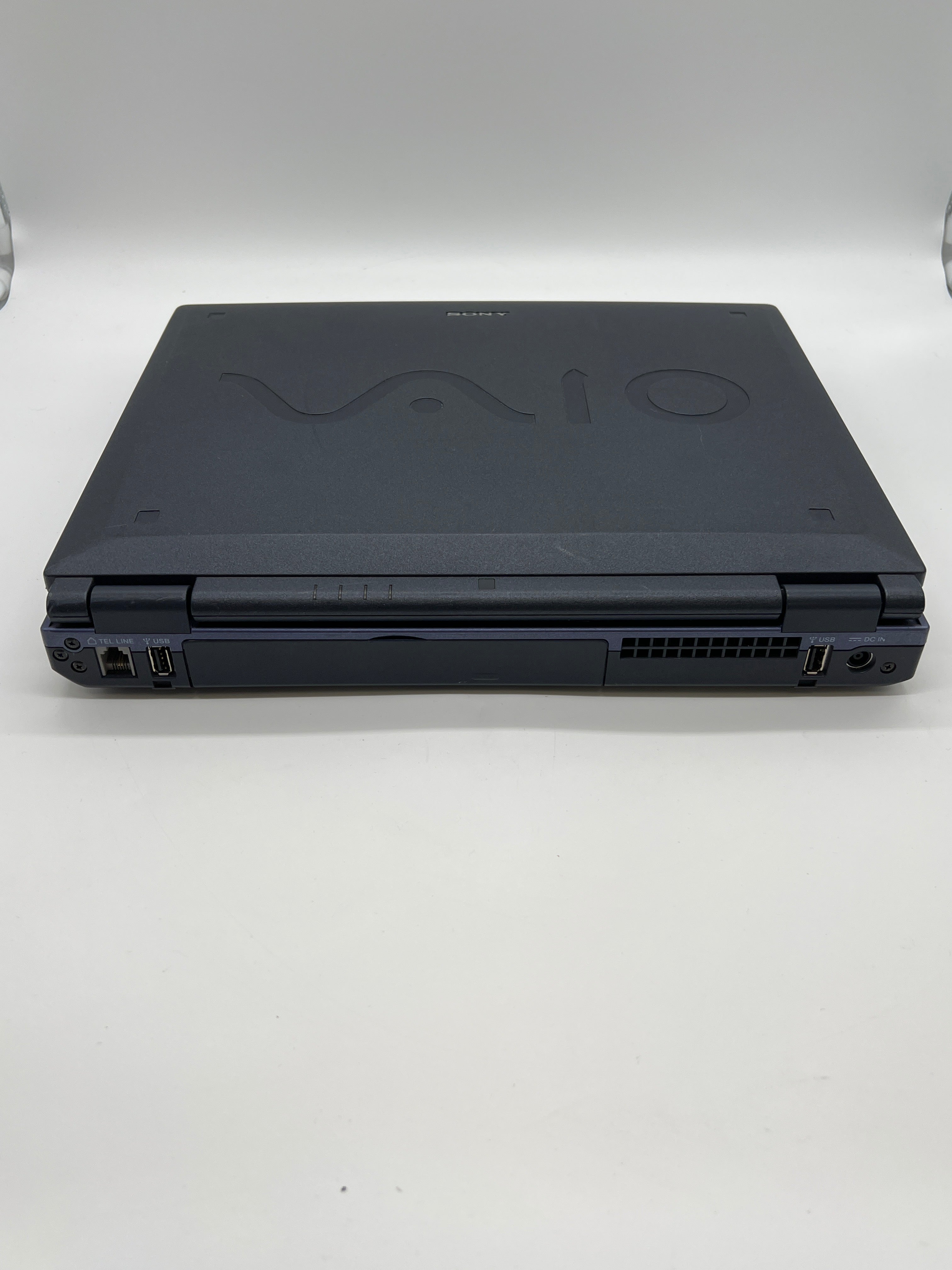 Sony Vaio PCG-FX170 Laptop Black 15 Inch Pentium III 800 MHz For Parts