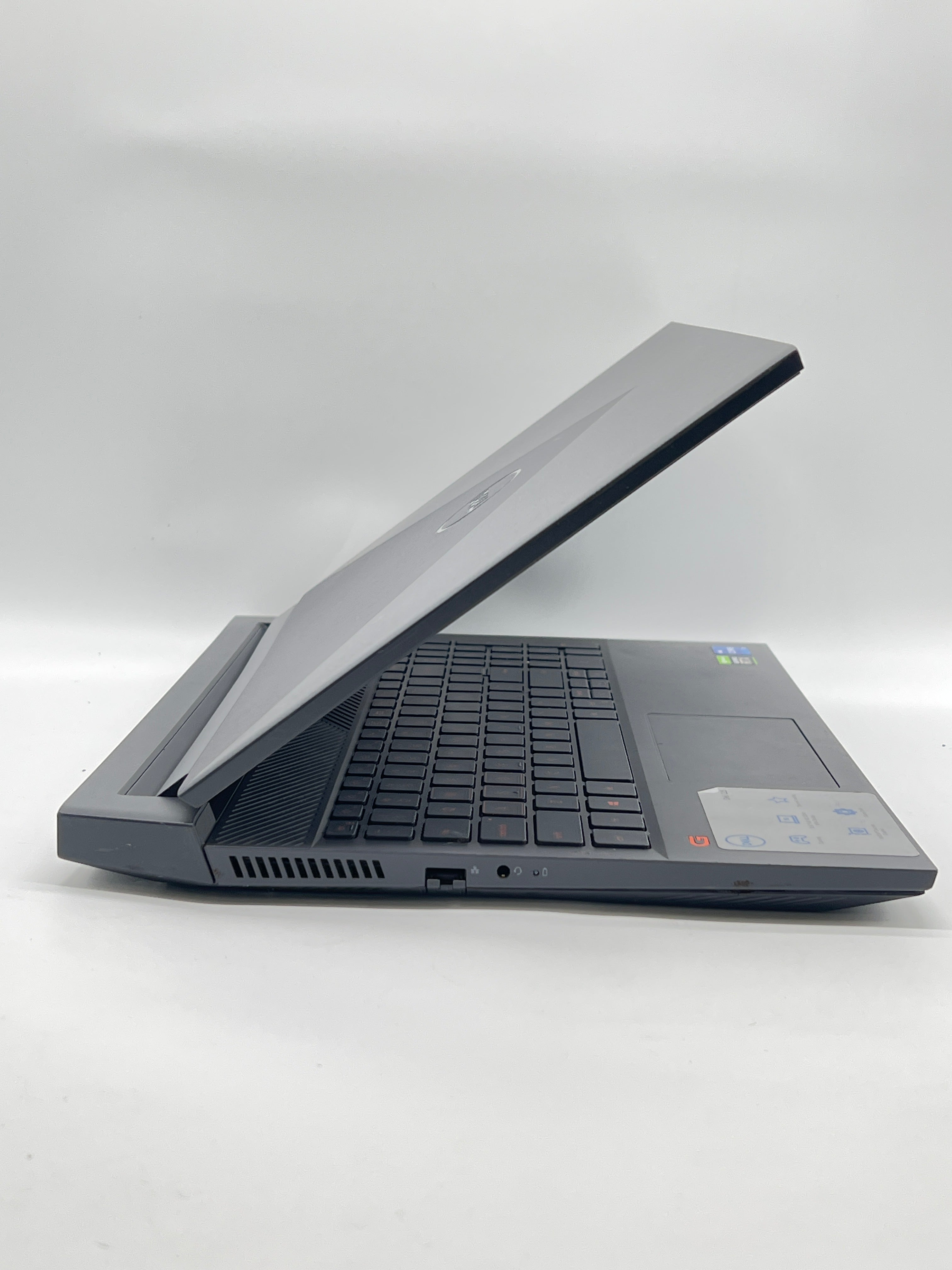 Dell G15 5511 i7-11800H 16GB RAM 512GB SSD GeForce RTX 3050 - Used