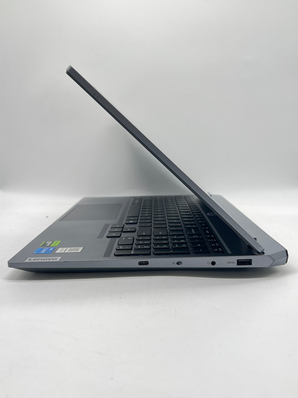 Lenovo LOQ 15IAX10 15" Intel Core i5-13450HX 16GB RAM 1TB SSD RTX 5050 Gray - Used