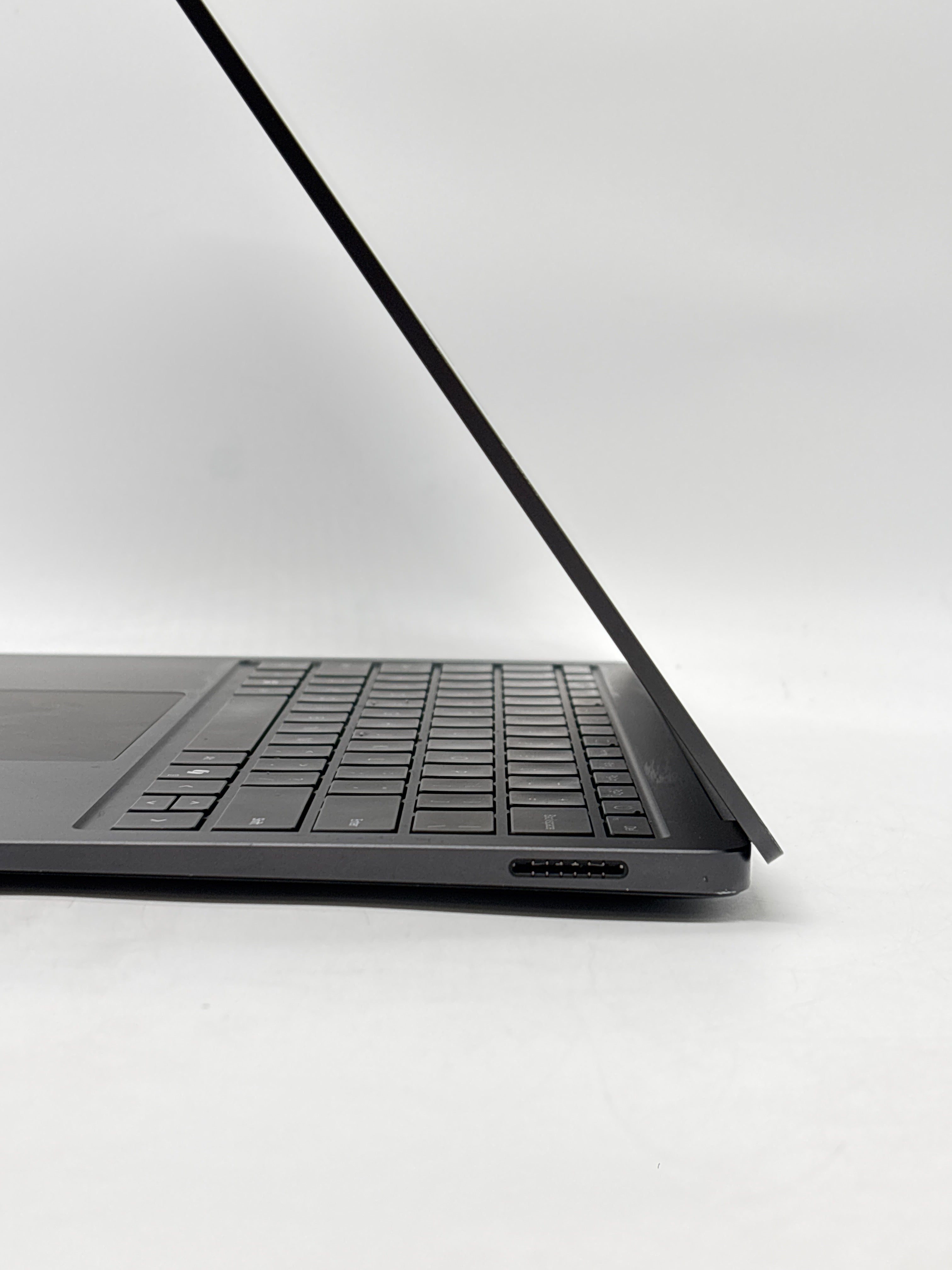 Microsoft Surface Laptop 7 Ultra 5 236V 16GB RAM 512GB SSD - Used