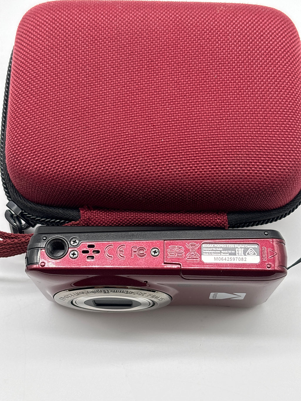 Kodak PixPro FZ55 Digital Camera 5x Wide 28-140mm Zoom - Used