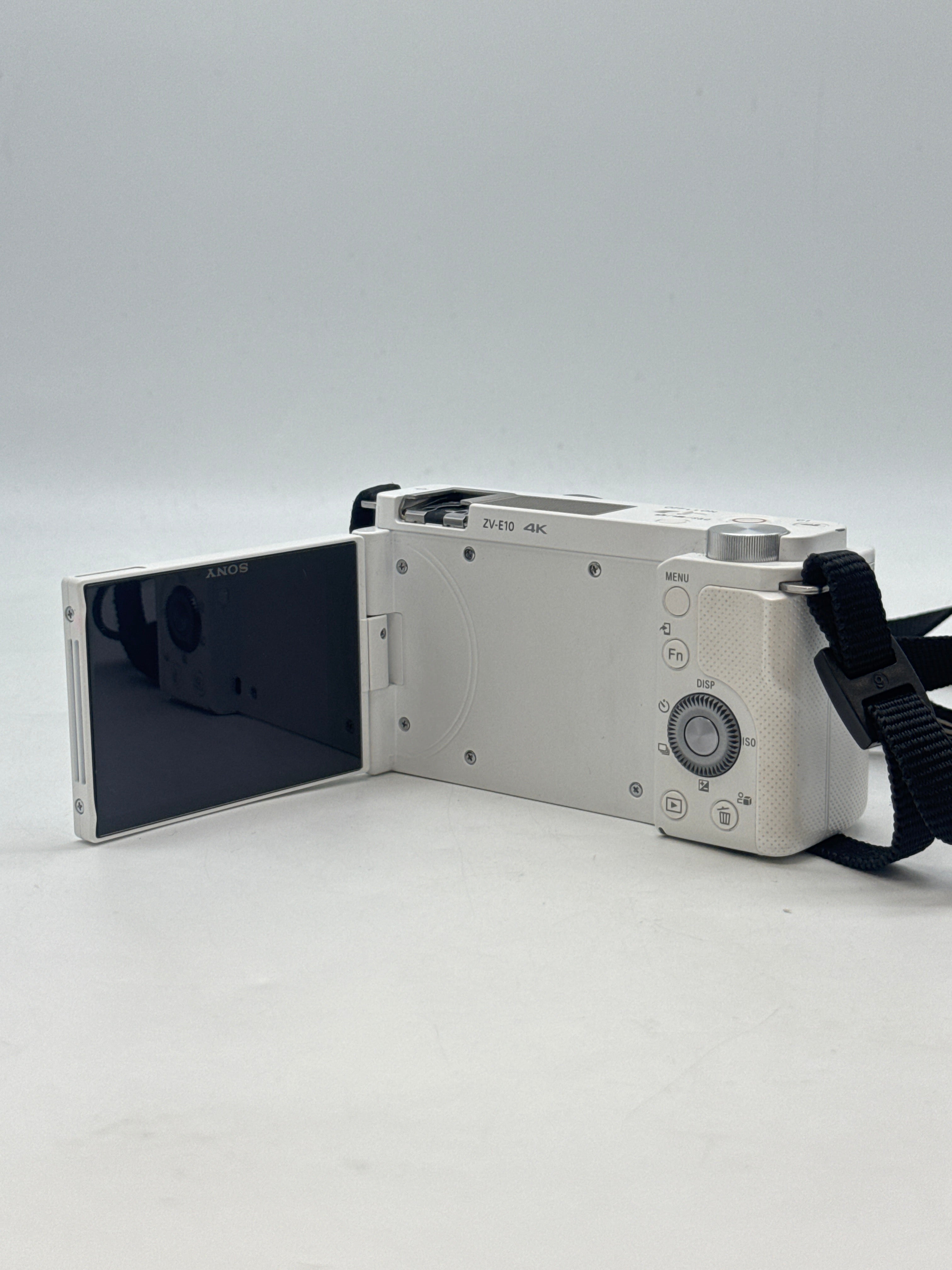Sony Alpha ZV-E10 White Body Only - for part read desc
