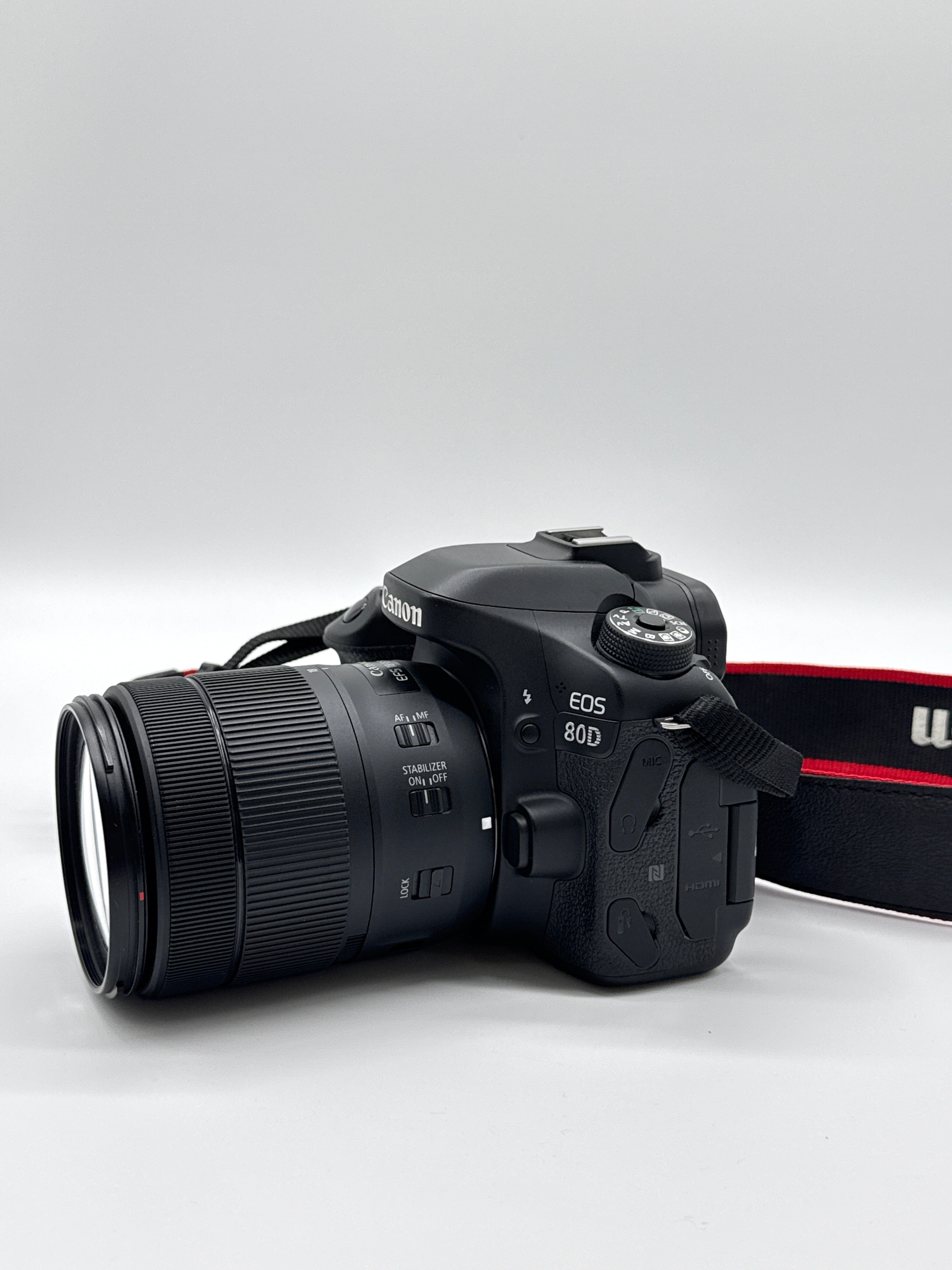 Canon EOS 80D Black Digital SLR Camera 24.2MP 18-135mm Lens