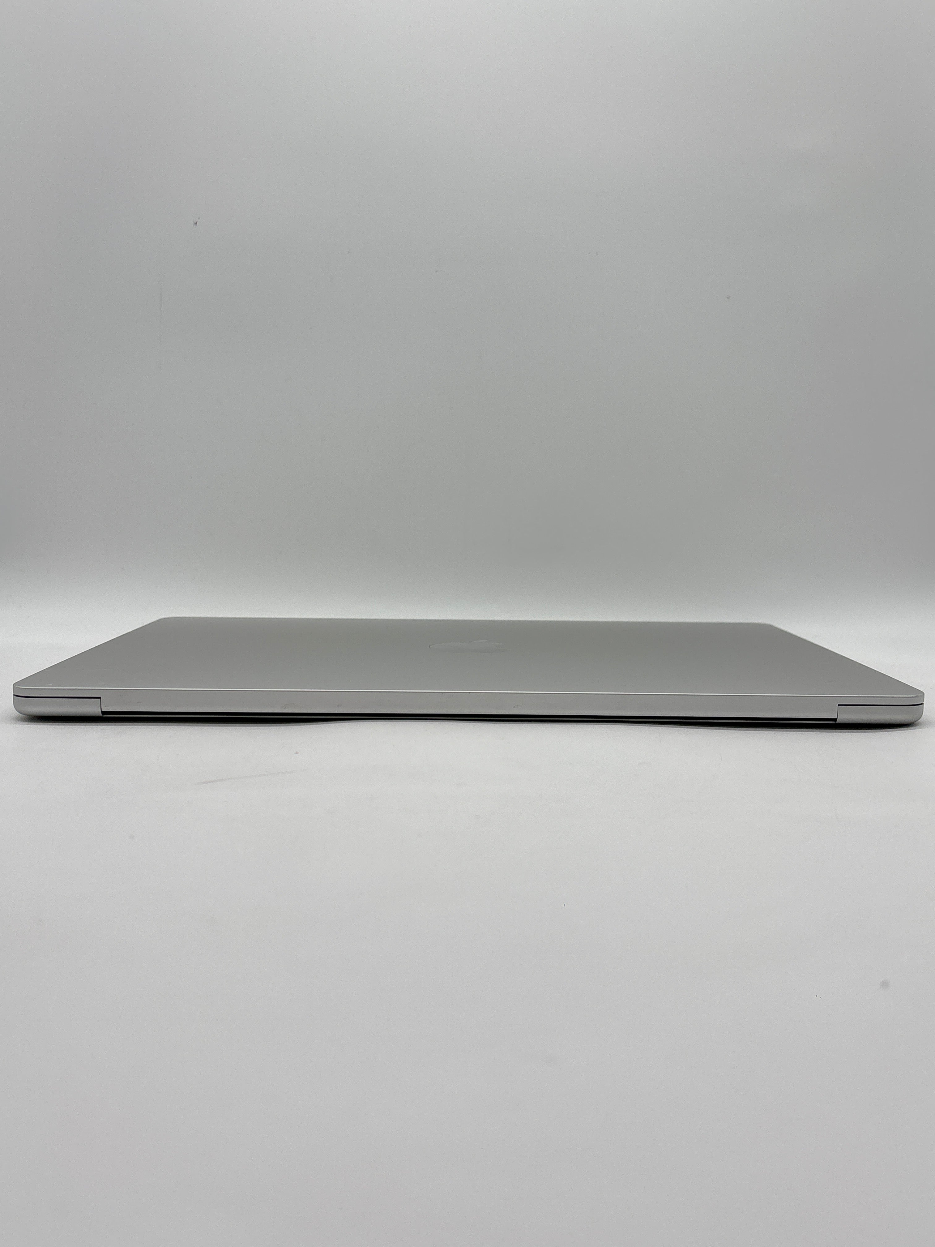 Apple MacBook Air A3114 M3 8GB RAM 256GB SSD