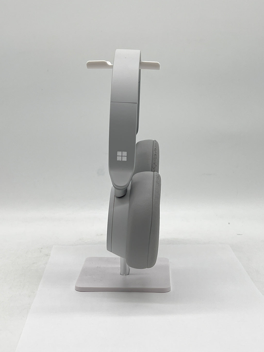 Microsoft Surface Headphones 1830 Ear-Cup Over the Ear Silver Used