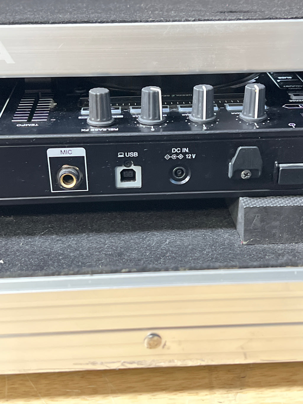 Pioneer DJ DDJ-RR 2-Channel Rekordbox Controller with Travel Case - For Parts (Broken Knob)