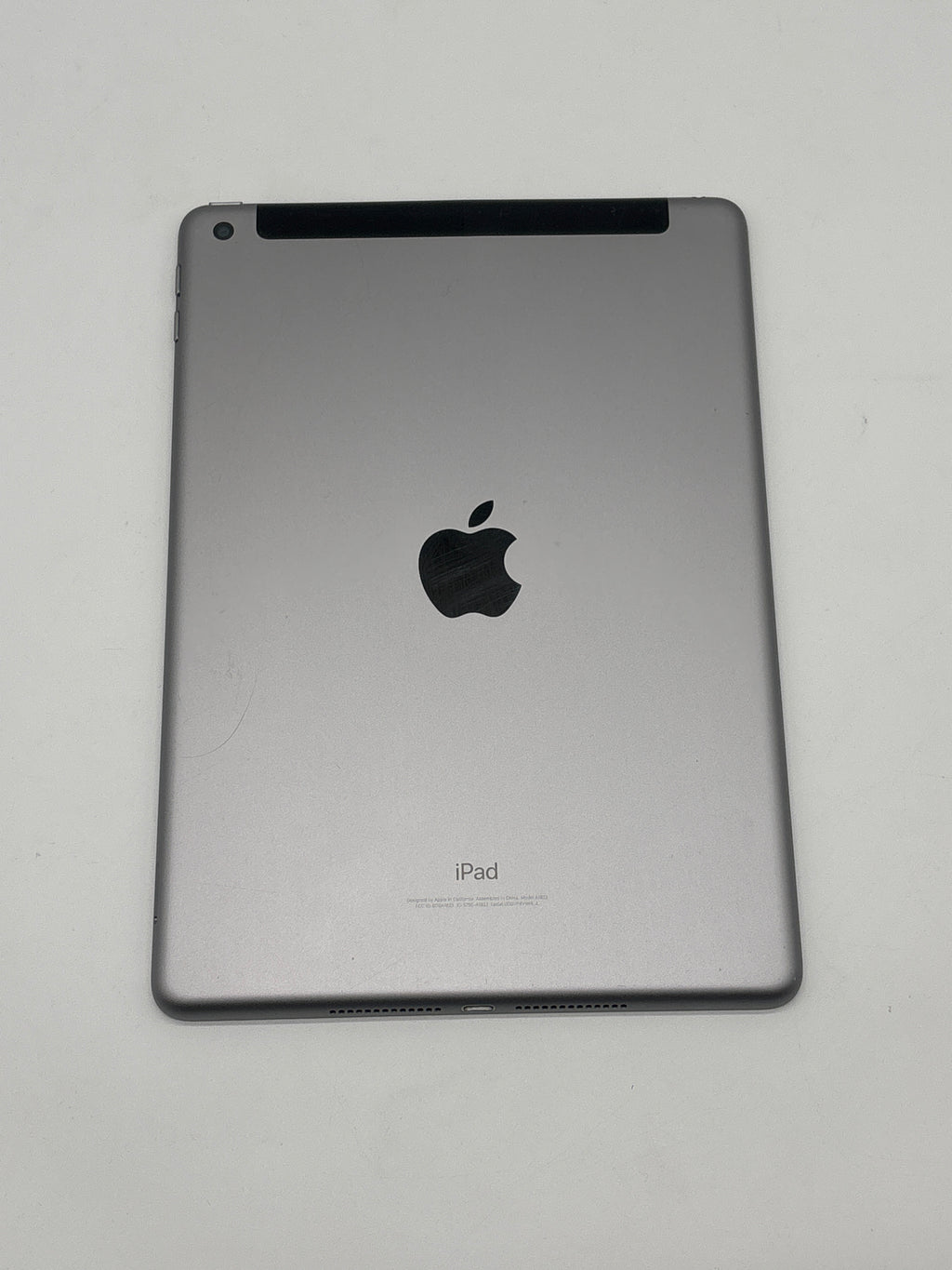 Apple iPad (5th Gen) 10.9 in A1823 128GB Unlocked - For Parts