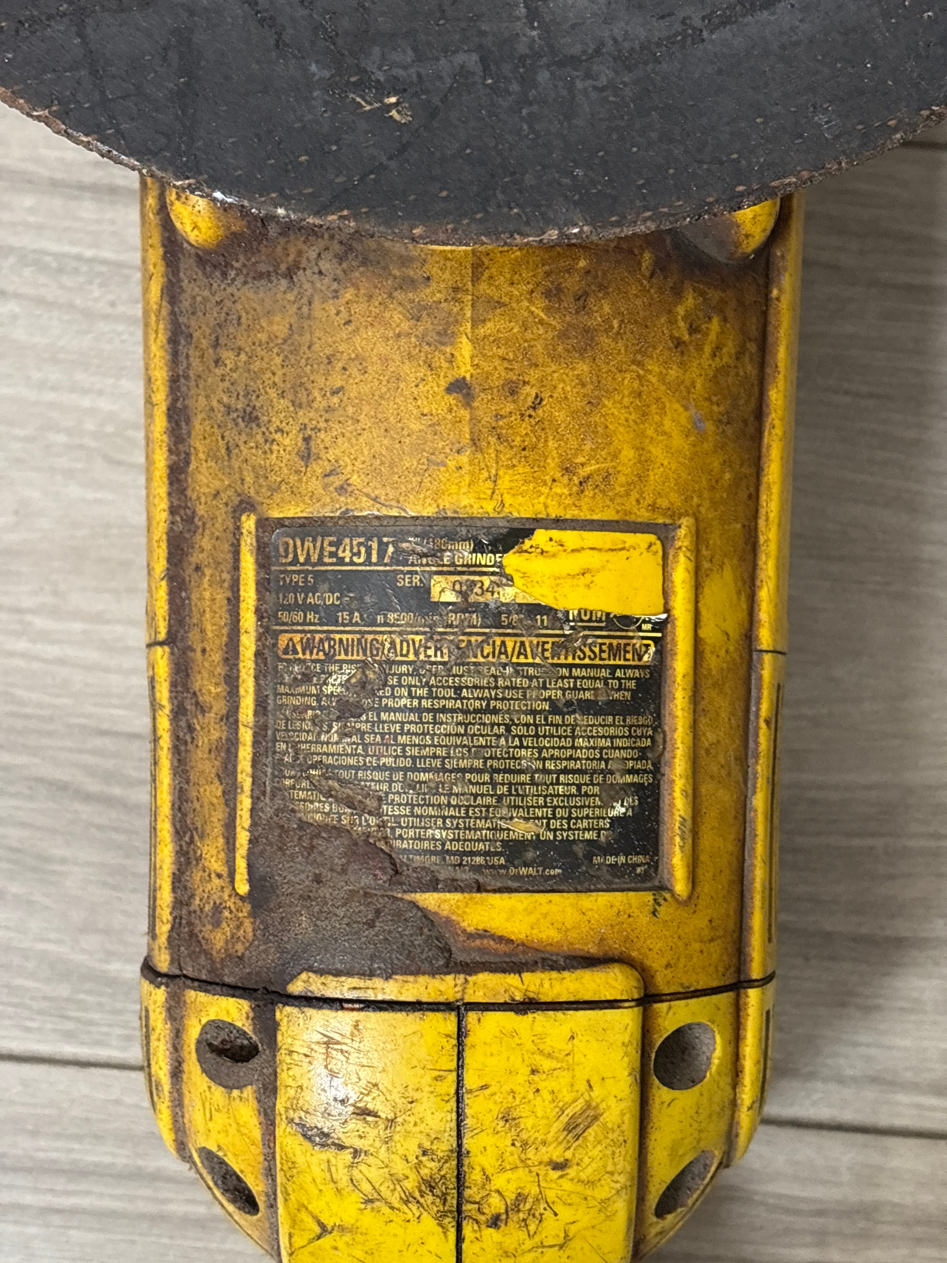 DWE4517 DEWALT 7" 7 INCH ANGLE GRINDER