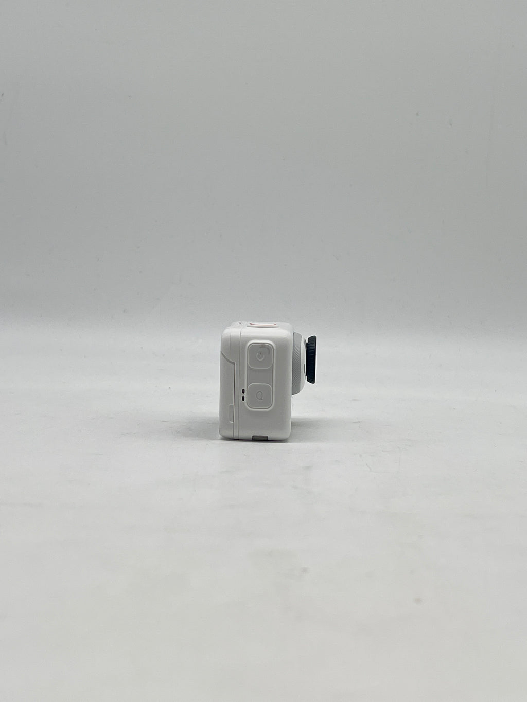 Insta360 GO 3S 64GB Action Camera White w/ Original Box - Used