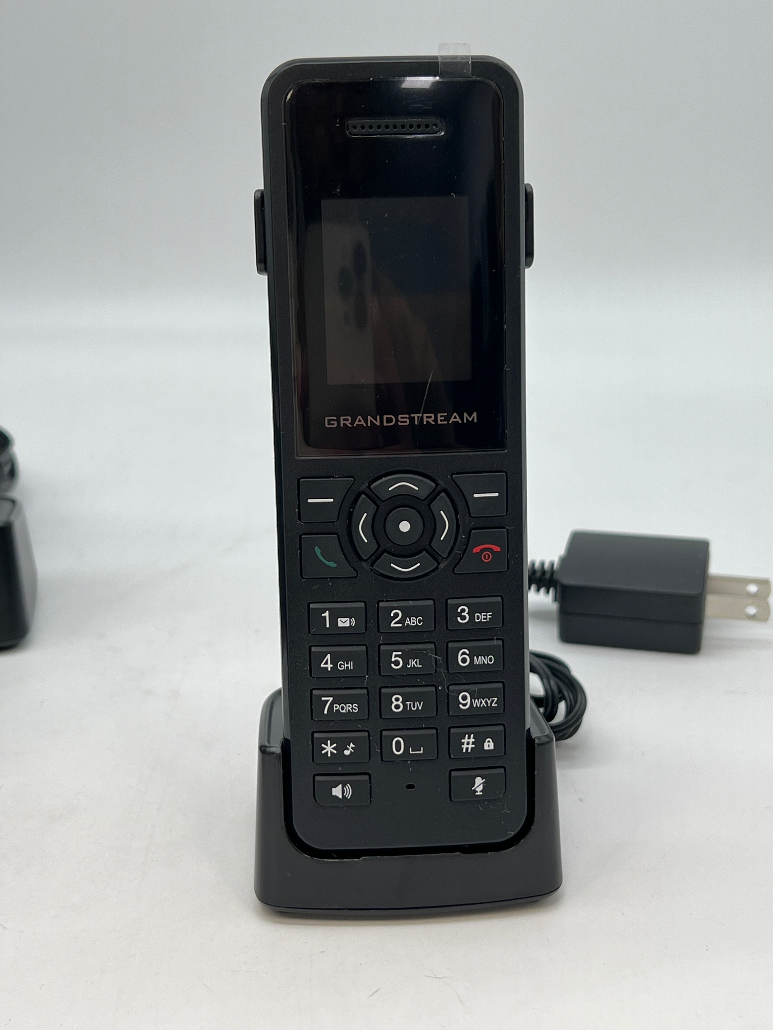 Grandstream DP750 System Bundle w/ 5 Cordless Handsets & 4 Base Stations - Used