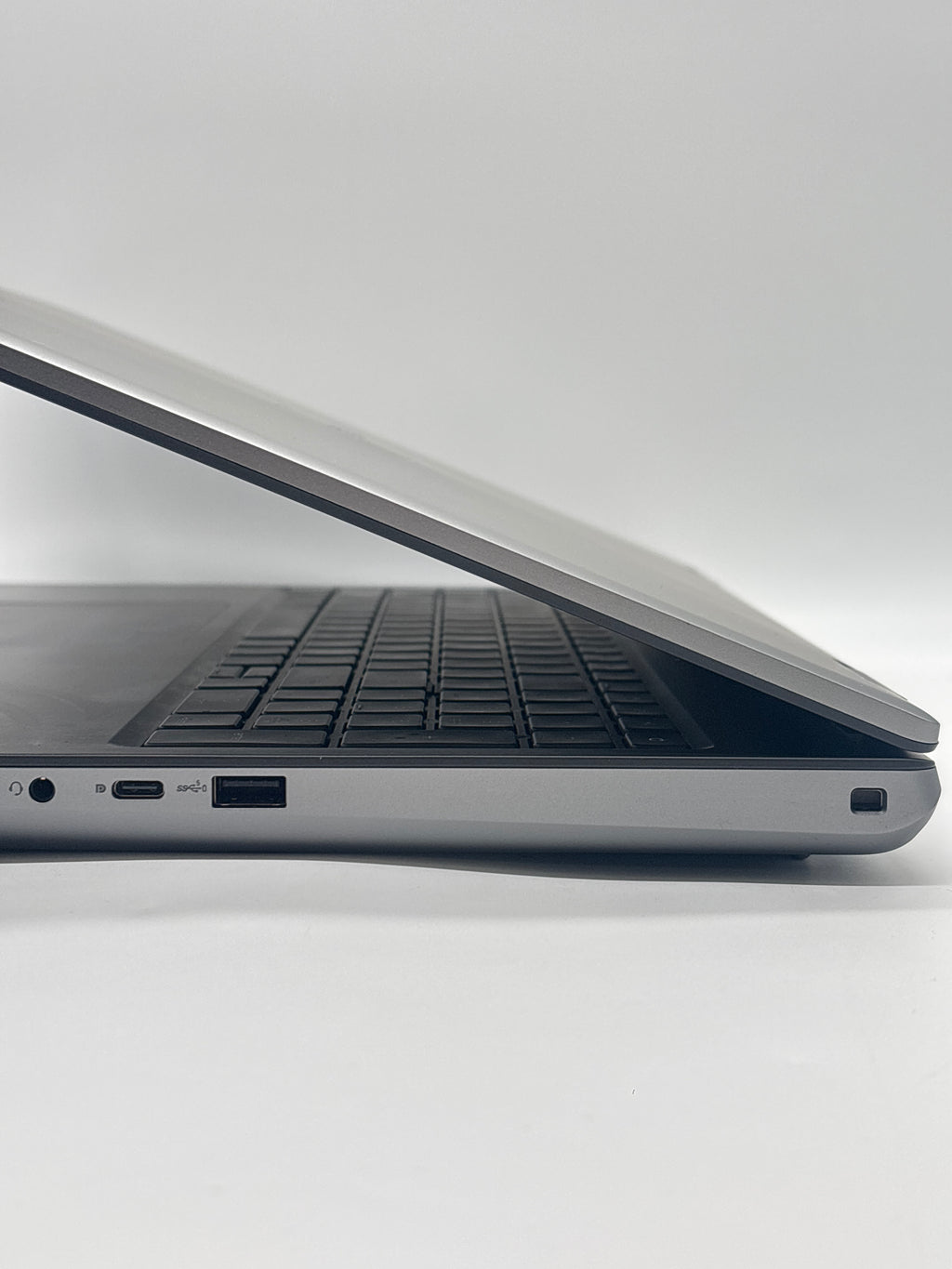 Dell Precision 7680 i9 13950HX 128GB RAM 1TB SSD - Warranty (Jan 2028)