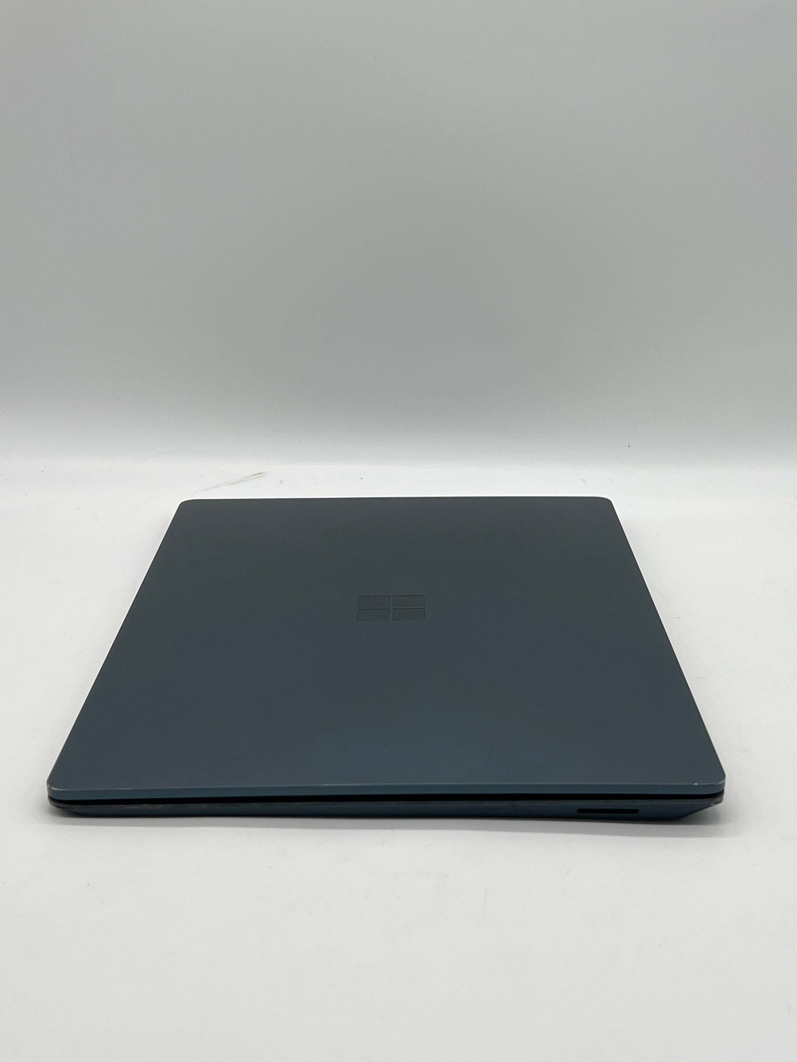 Microsoft Surface Laptop 2 i5-8250U 8GB RAM 256GB - For Parts (Trackpad Issue)