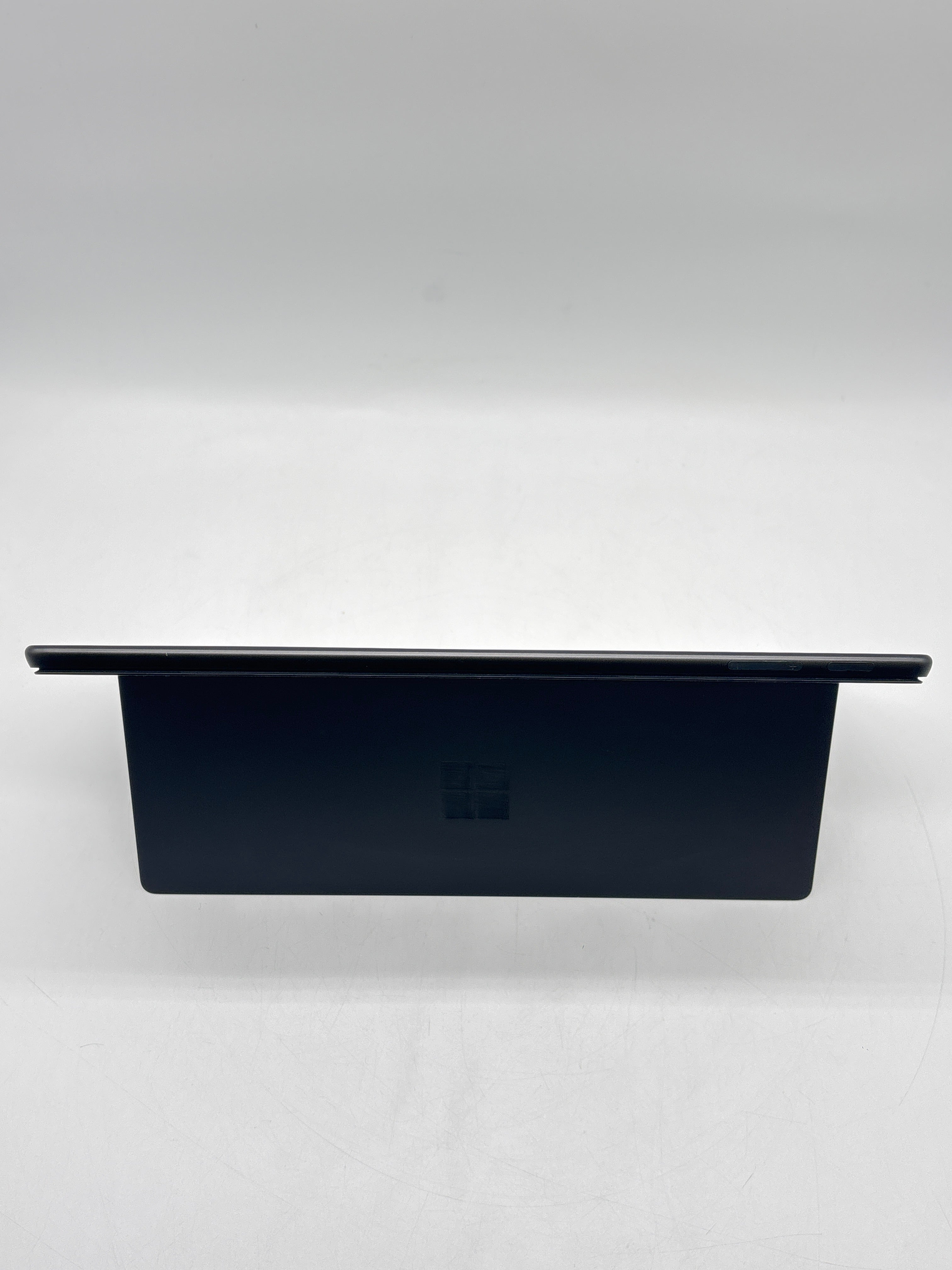 Microsoft Surface Pro 9 2038 i7-1255U 16GB RAM 512GB SSD Black
