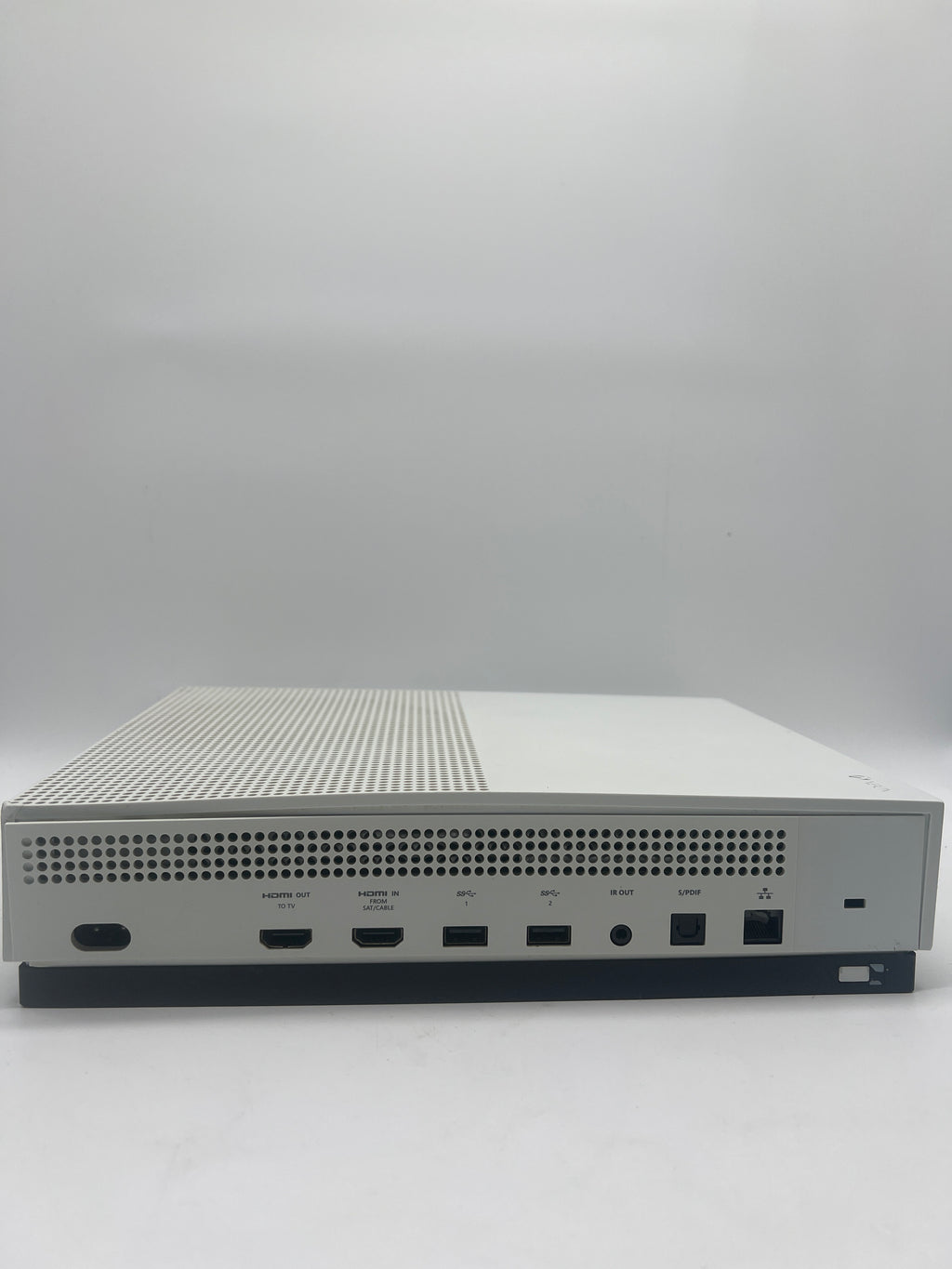 Xbox One S All-Digital Edition (1681) 1 TB - top is loose works fine