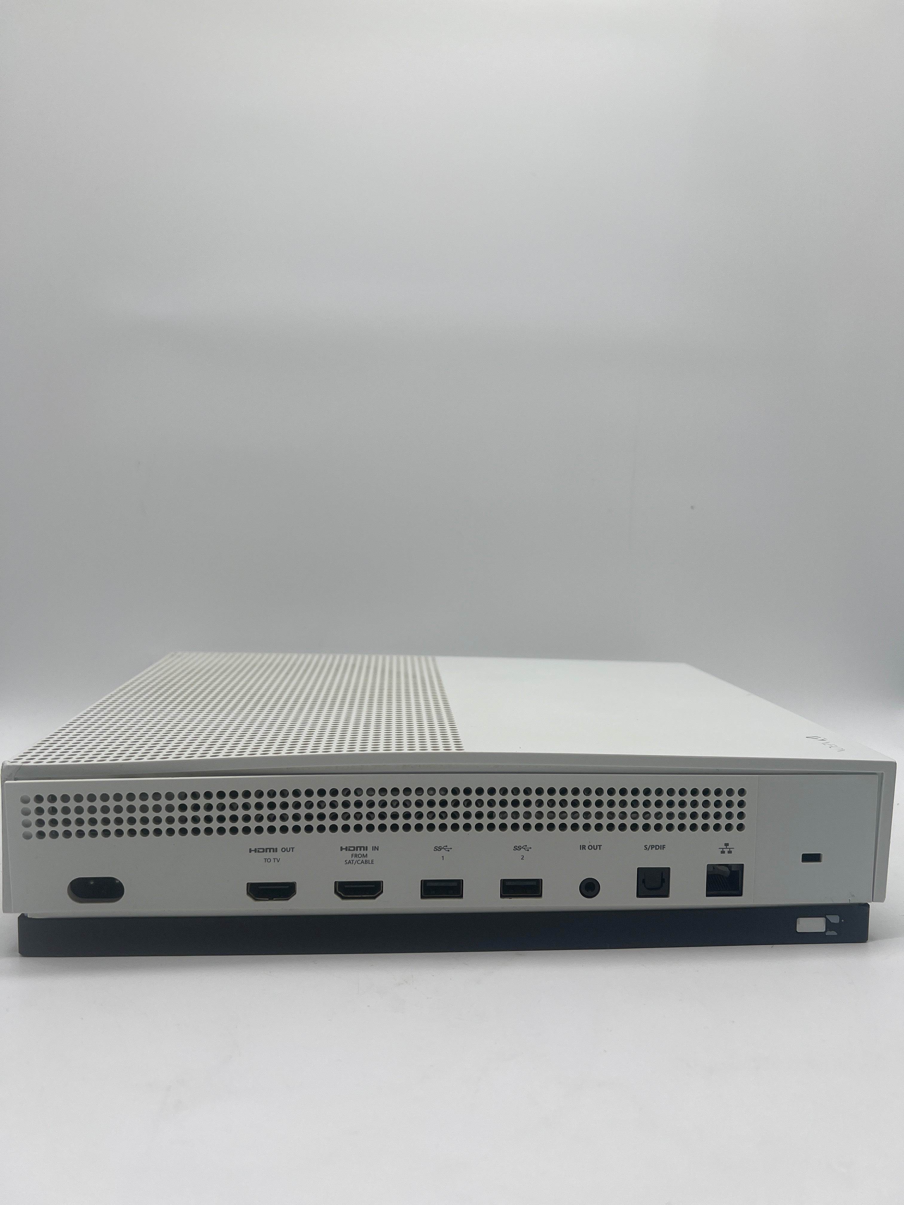 Xbox One S All-Digital Edition (1681) 1 TB - top is loose works fine