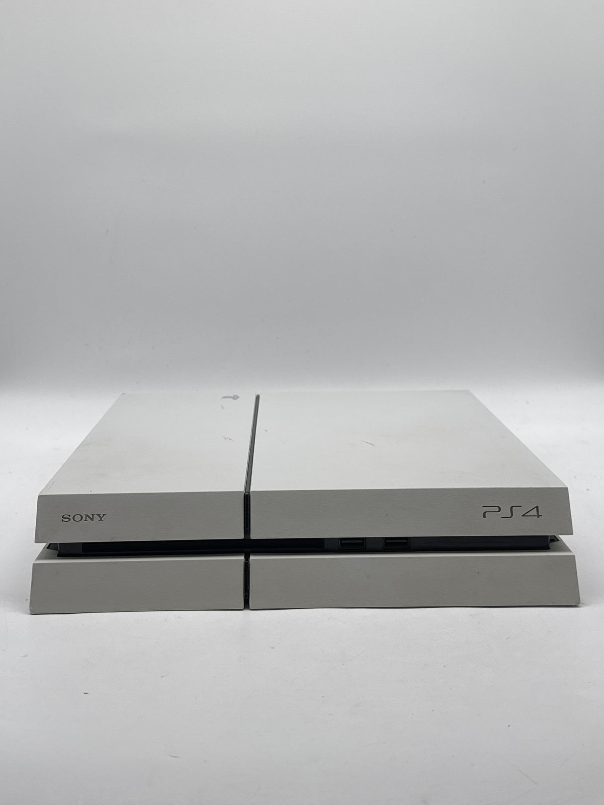Sony PlayStation 4 CUH-1215A 500GB White Console Used - B