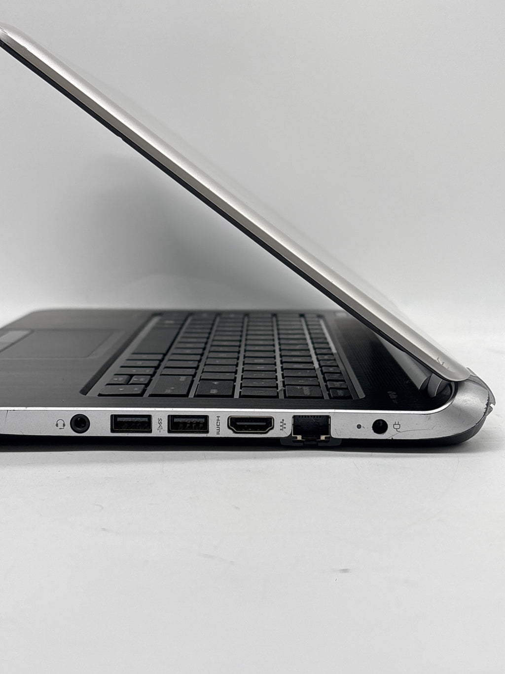 HP Pavilion 11" AMD A4-1250 4GB RAM 500GB HDD Touchscreen Gray - Used