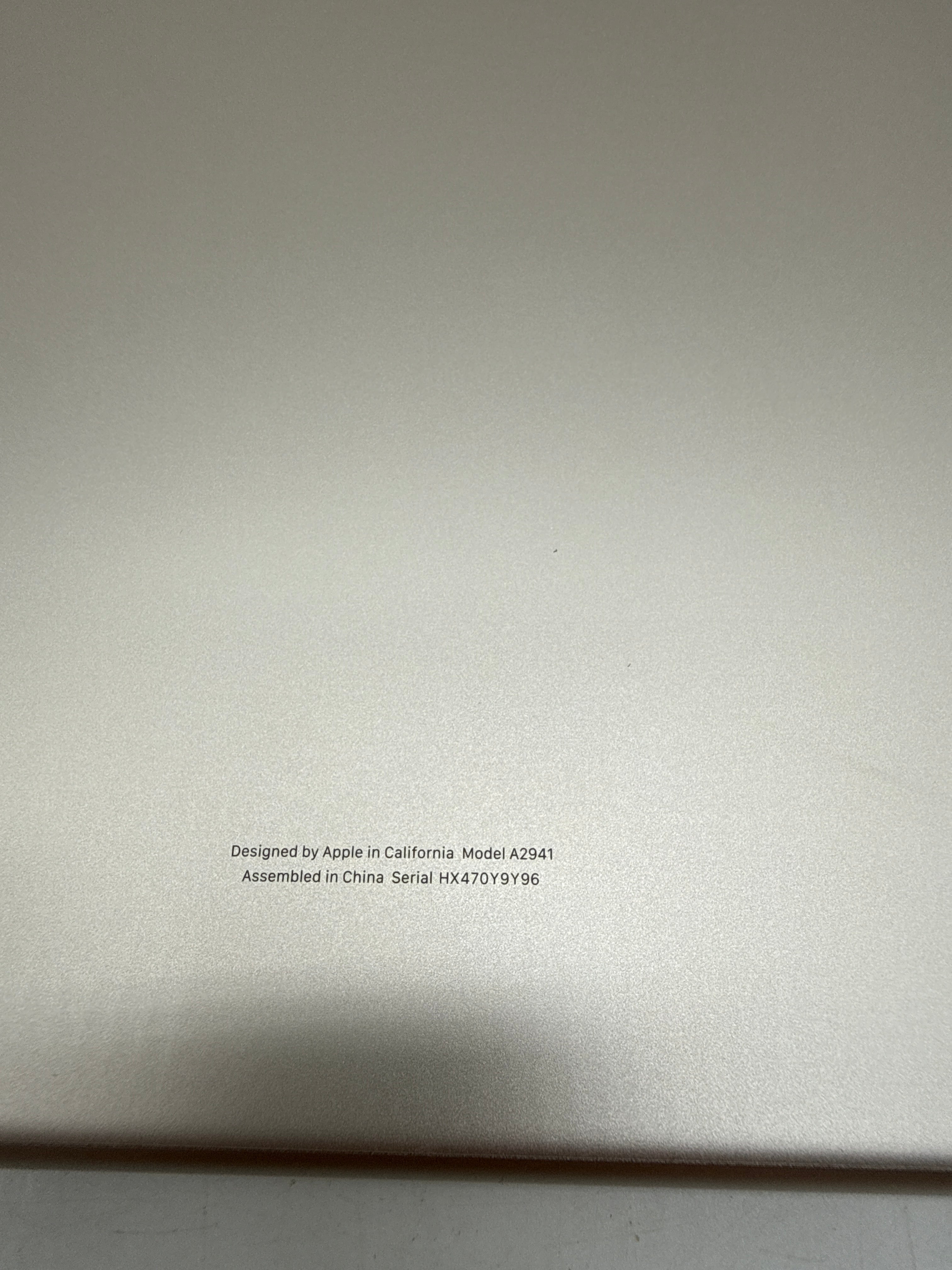 Apple MacBook Air 15" M2 A2941 8GB RAM 256GB SSD - Used