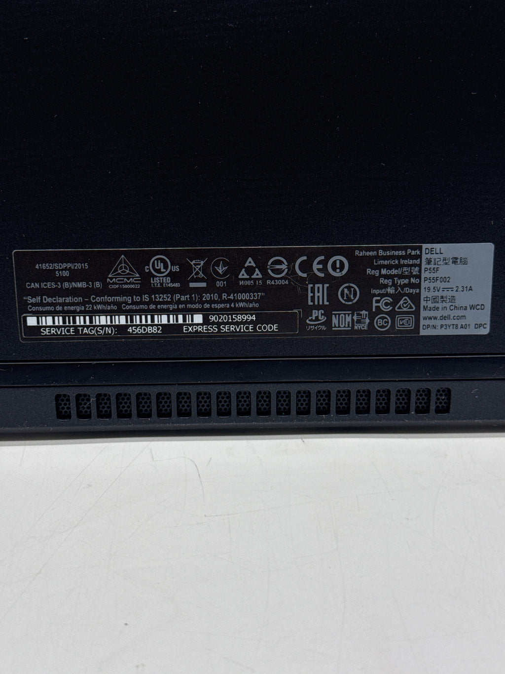 Dell Inspiron 15-7568 i3-6100U 4GB RAM 500GB HDD - For Parts (Read DESC)