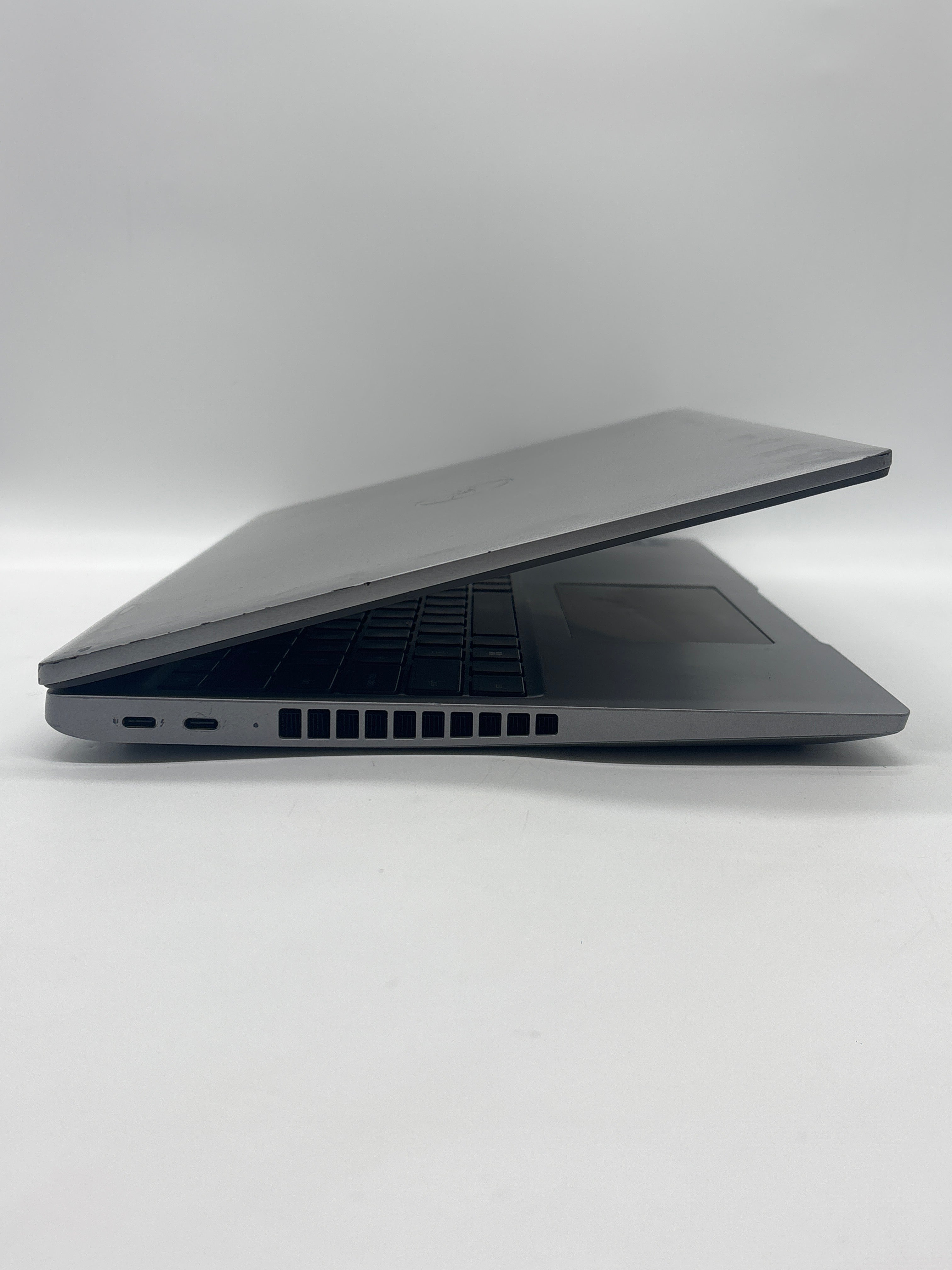 Dell Latitude 5540 i5-1345U 16GB RAM 512GB SSD - Used