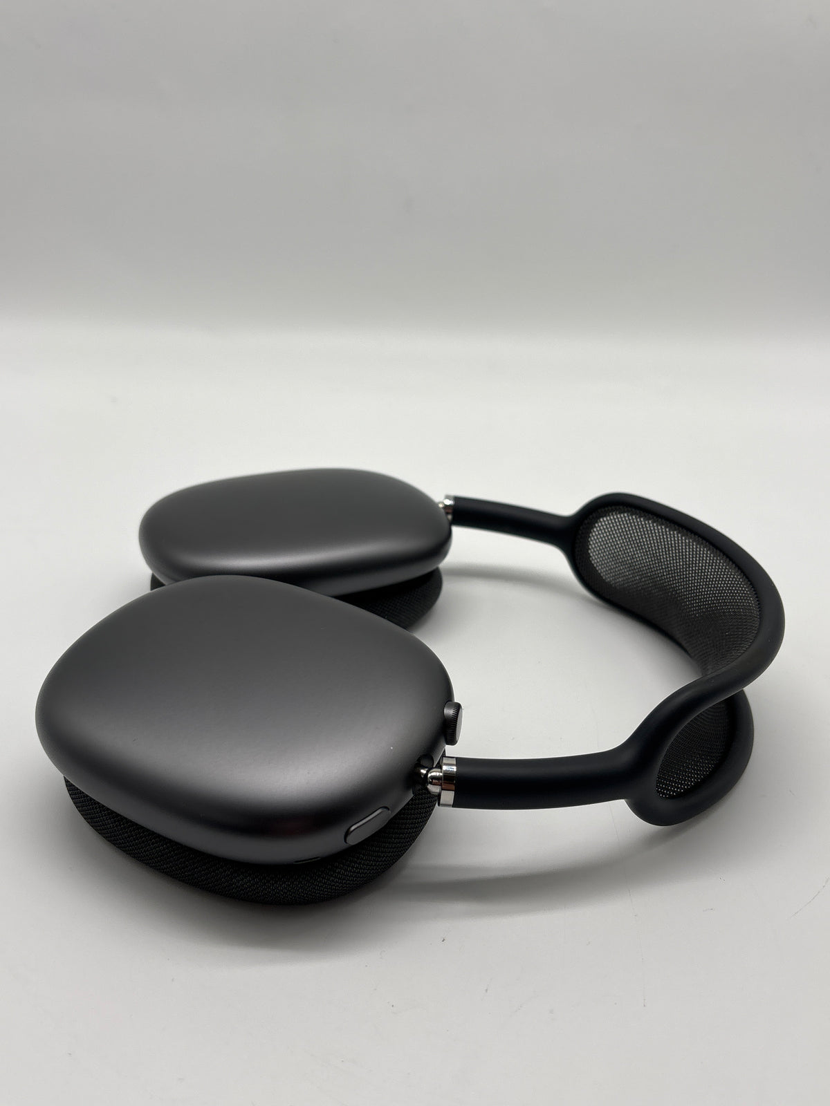 Apple AirPods Max A2096 Over-Ear Noise Cancelling Headphones Space Gray - Used